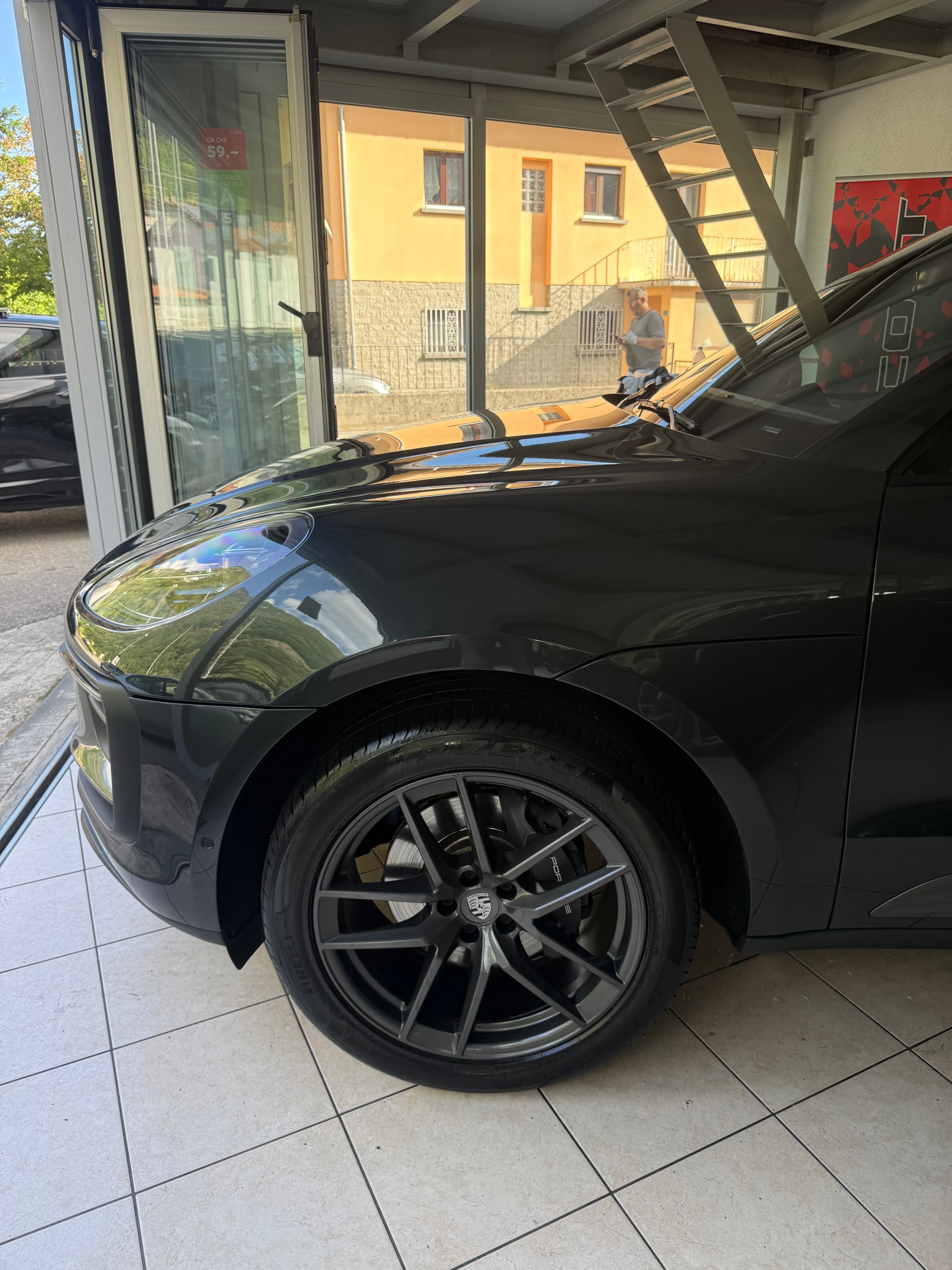 PORSCHE Macan PDK-image-1
