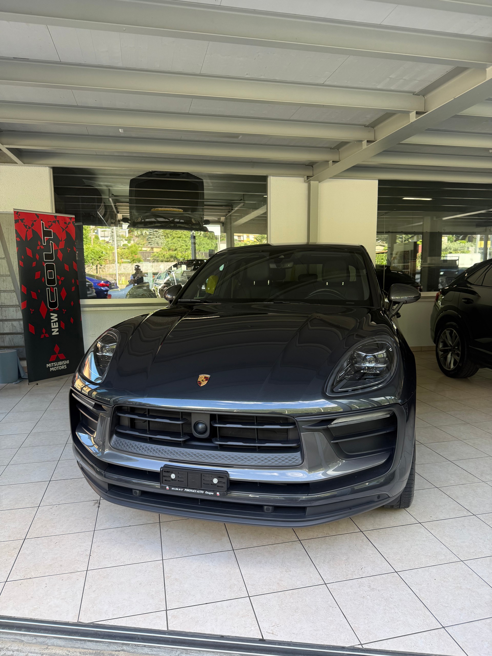 PORSCHE Macan PDK-image-0