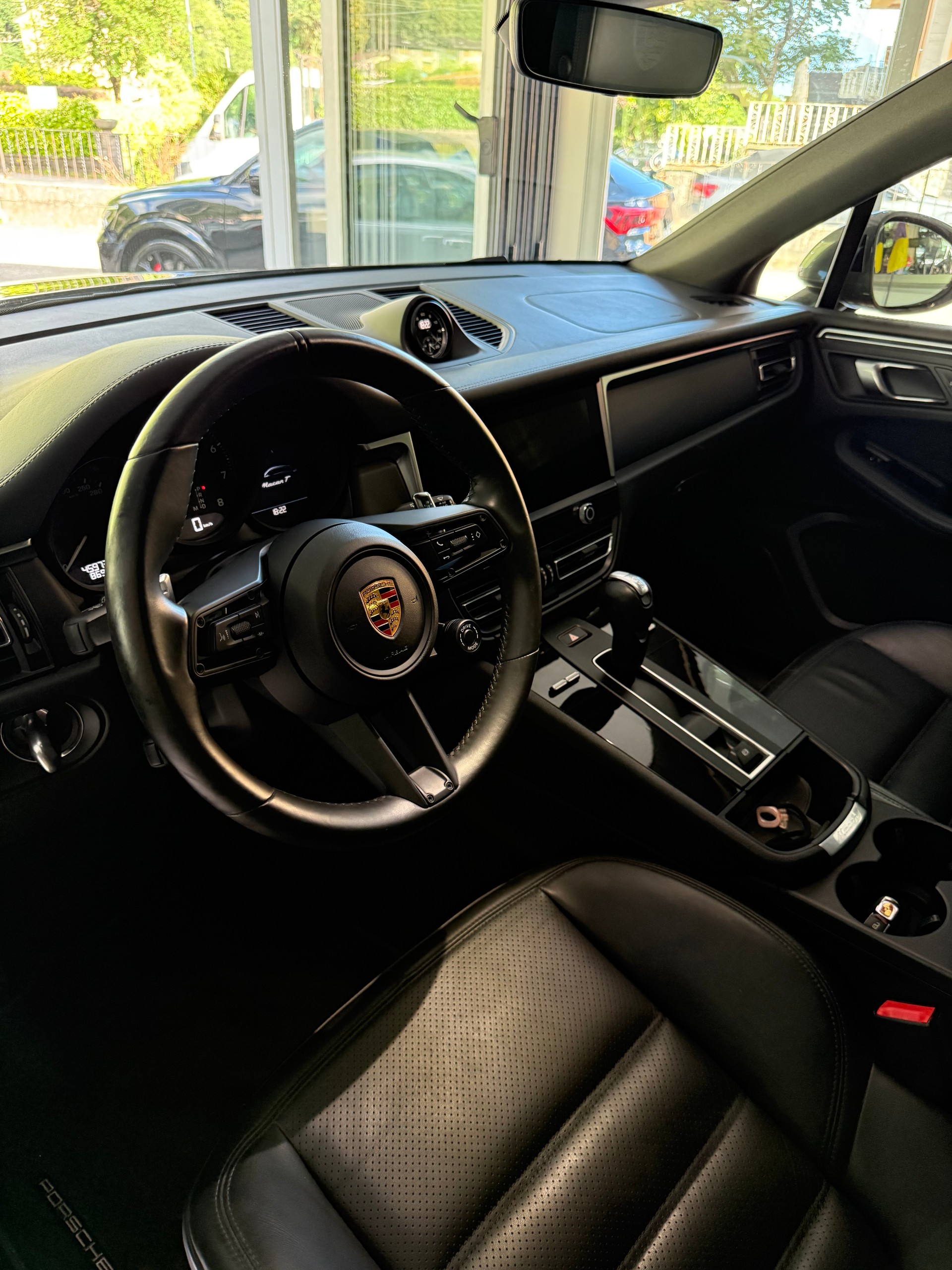 PORSCHE Macan PDK-image-8