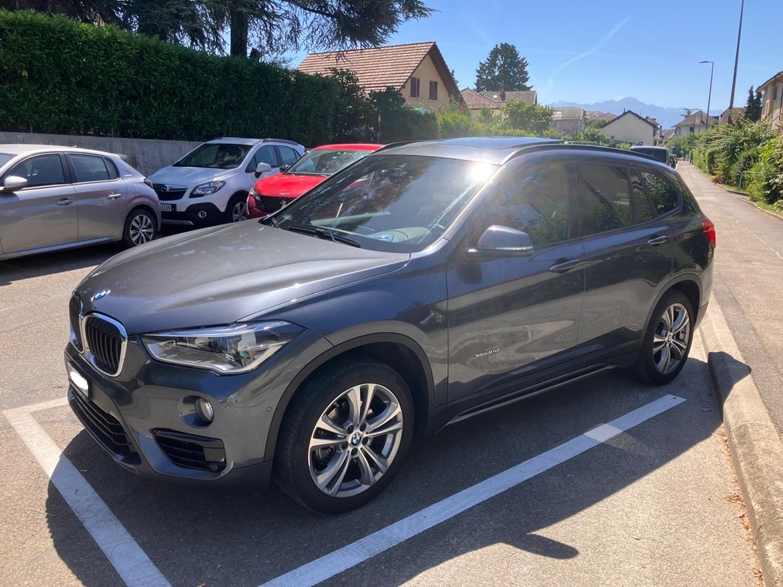 BMW 18d xDrive-image-0