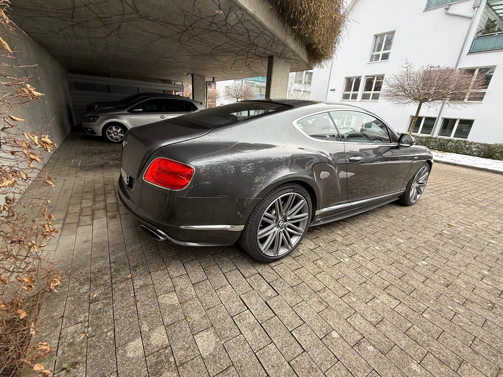 BENTLEY 6.0 V12 Speed-image-1