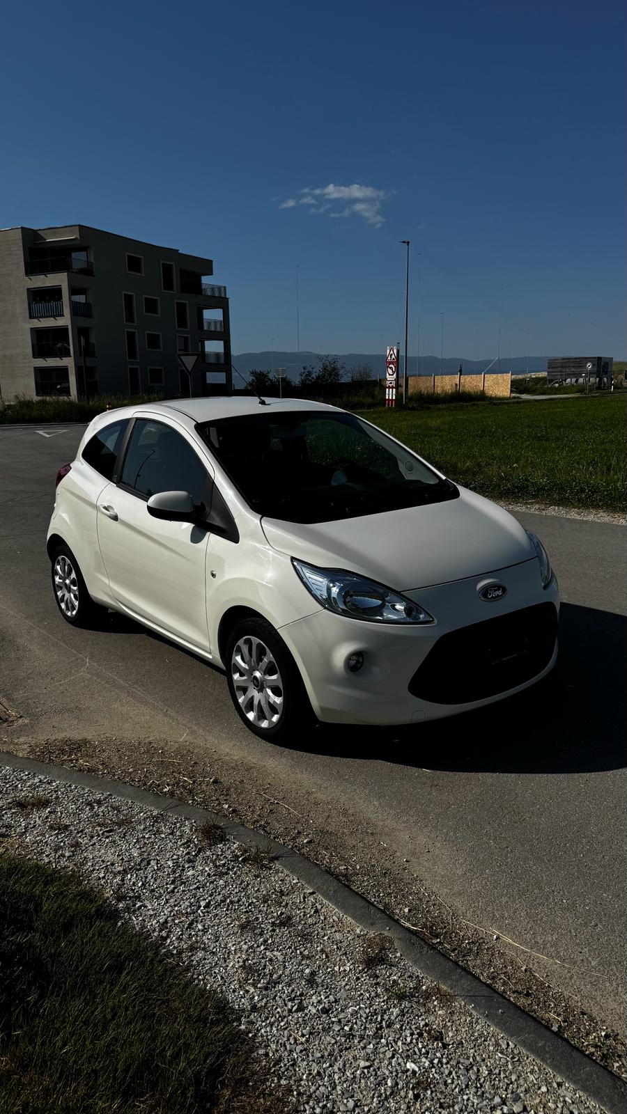 FORD KA 1.25 Titanium-image-0