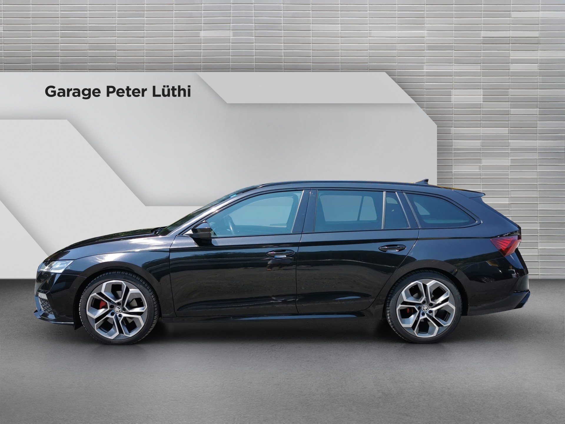SKODA Octavia Combi 2.0 TDI DSG RS 4x4-image-2