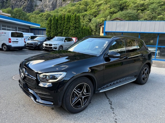 MERCEDES-BENZ GLC 220 d AMG Line 4Matic 9G-Tronic-image-1