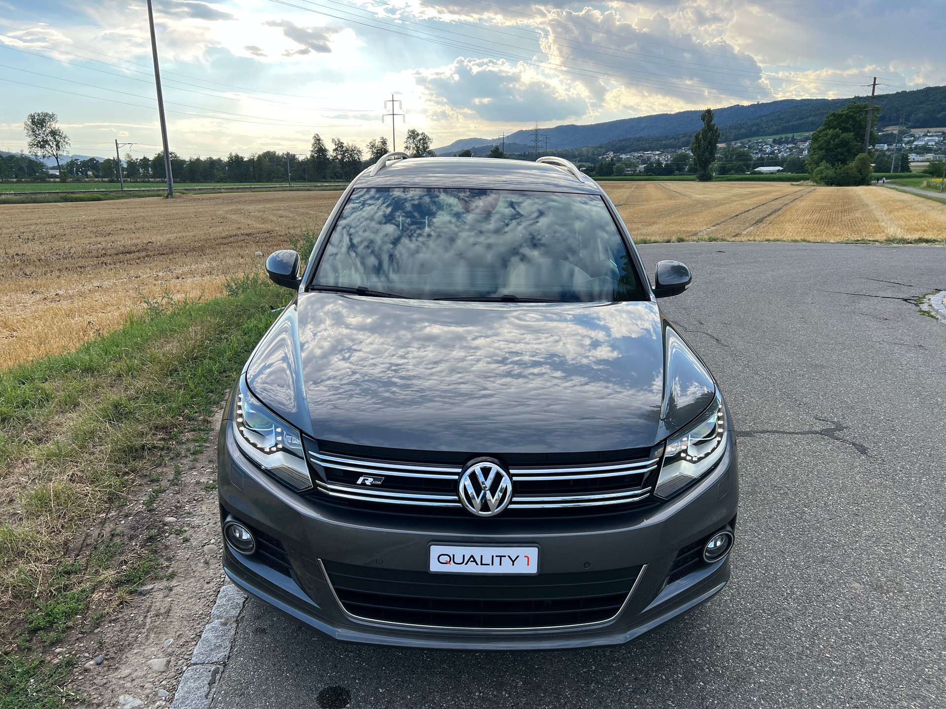 VW Tiguan 2.0 TSI Cup R-Line 4Motion DSG* 211 PS-image-5