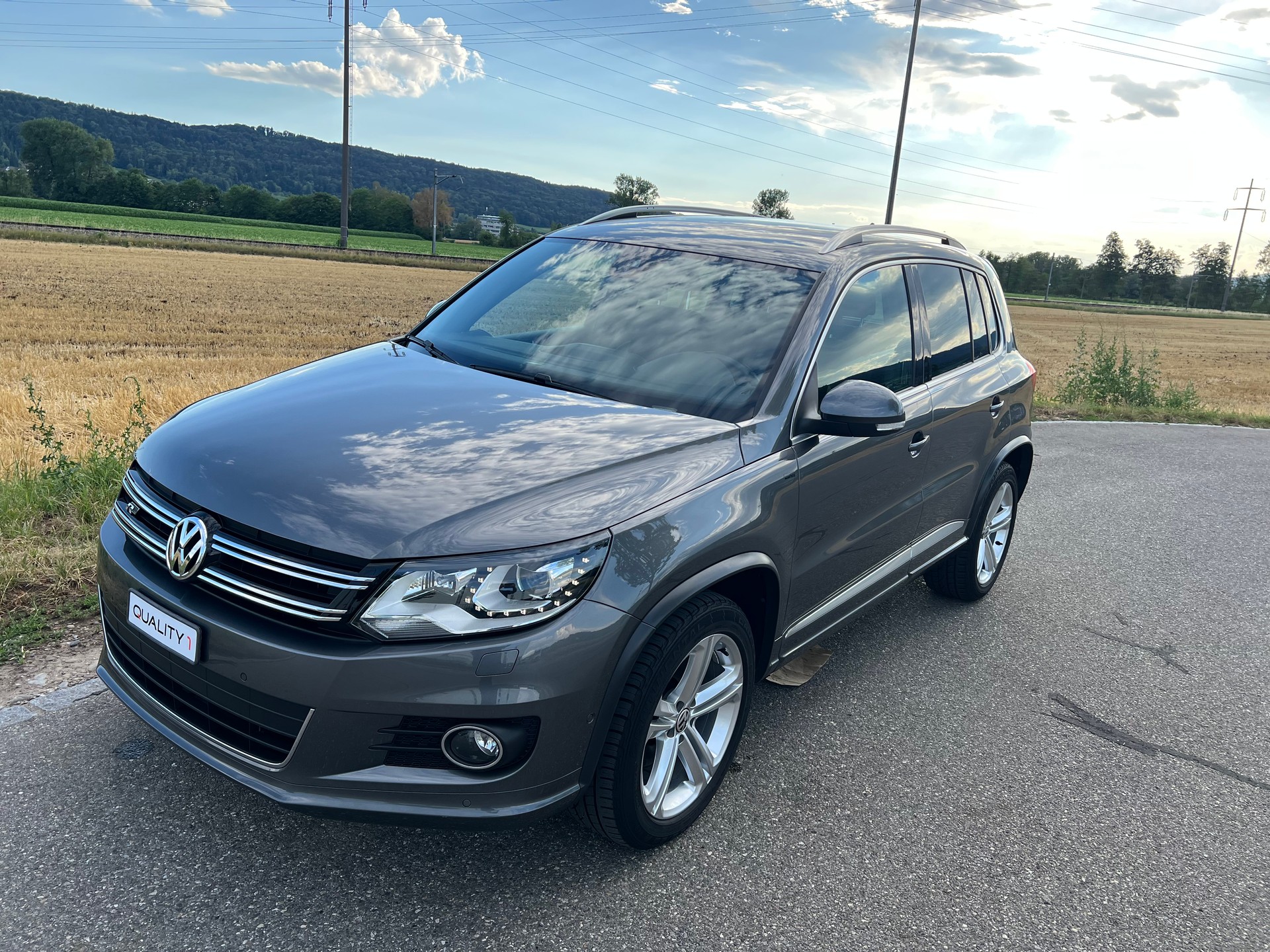 VW Tiguan 2.0 TSI Cup R-Line 4Motion DSG* 211 PS-showroom-element-1