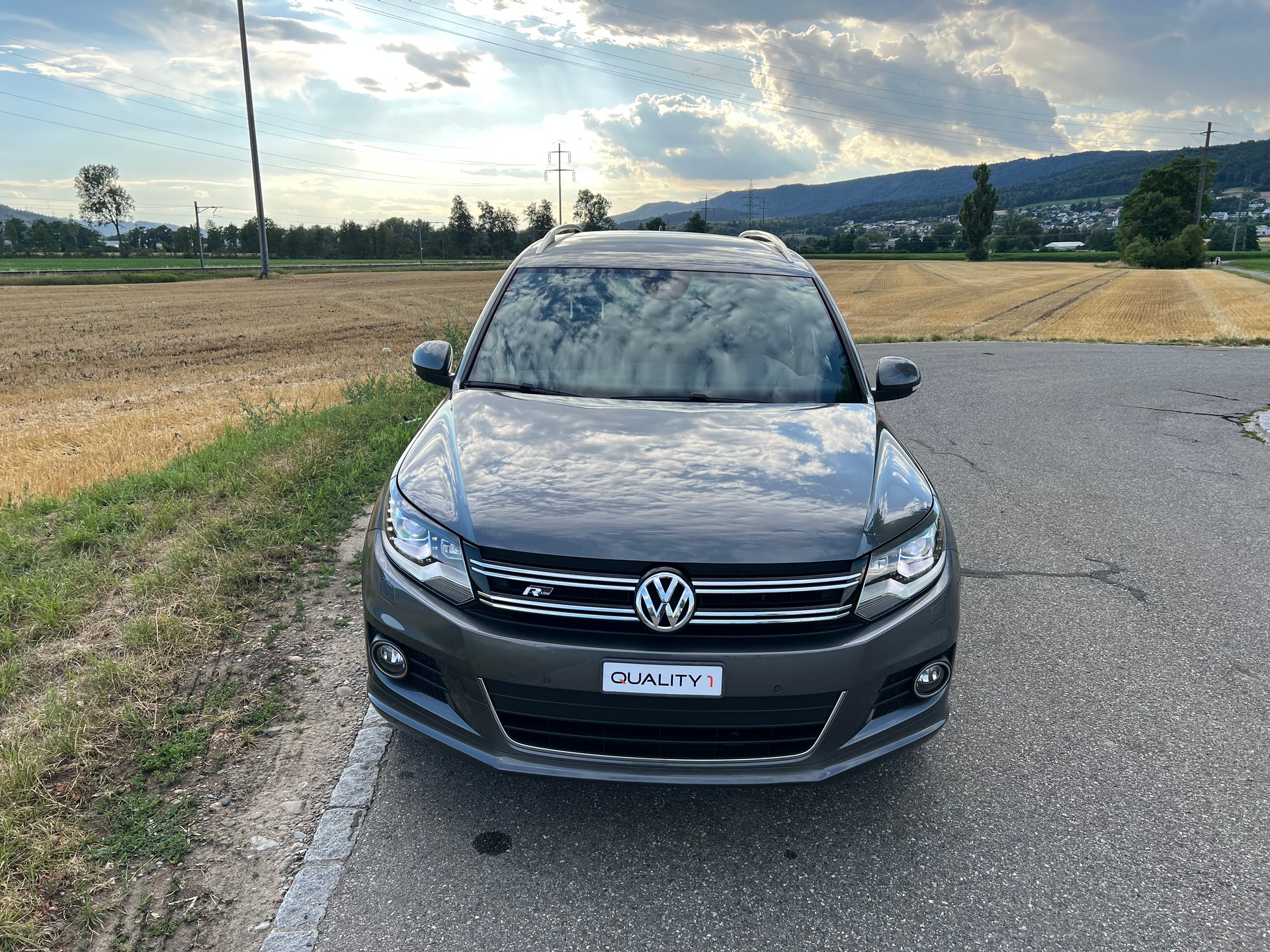 VW Tiguan 2.0 TSI Cup R-Line 4Motion DSG* 211 PS-image-7