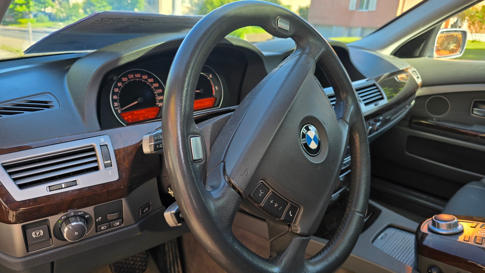 BMW 745d-image-13