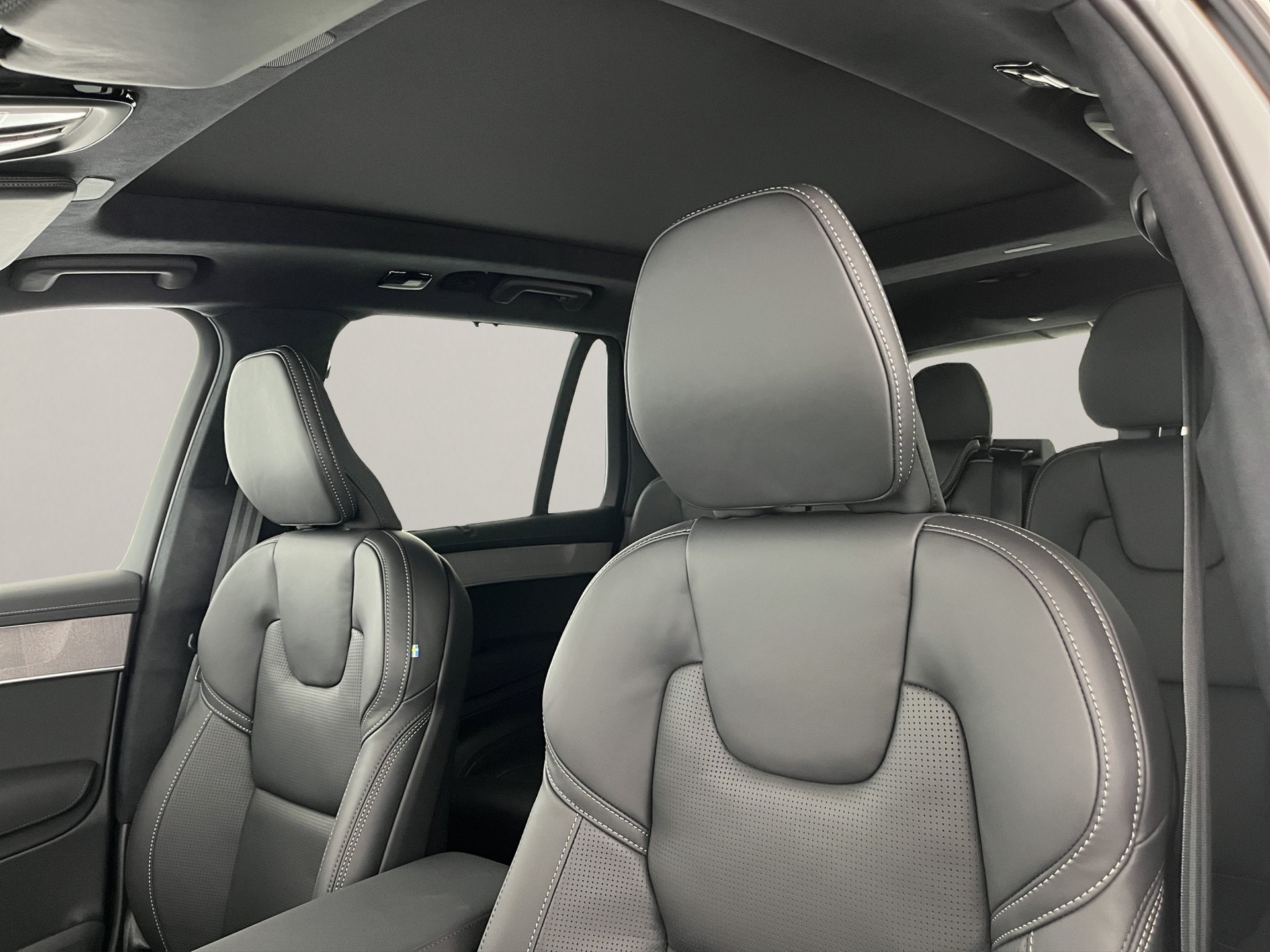 VOLVO XC90 2.0 T8 TE Ultra Dark eAWD-image-15