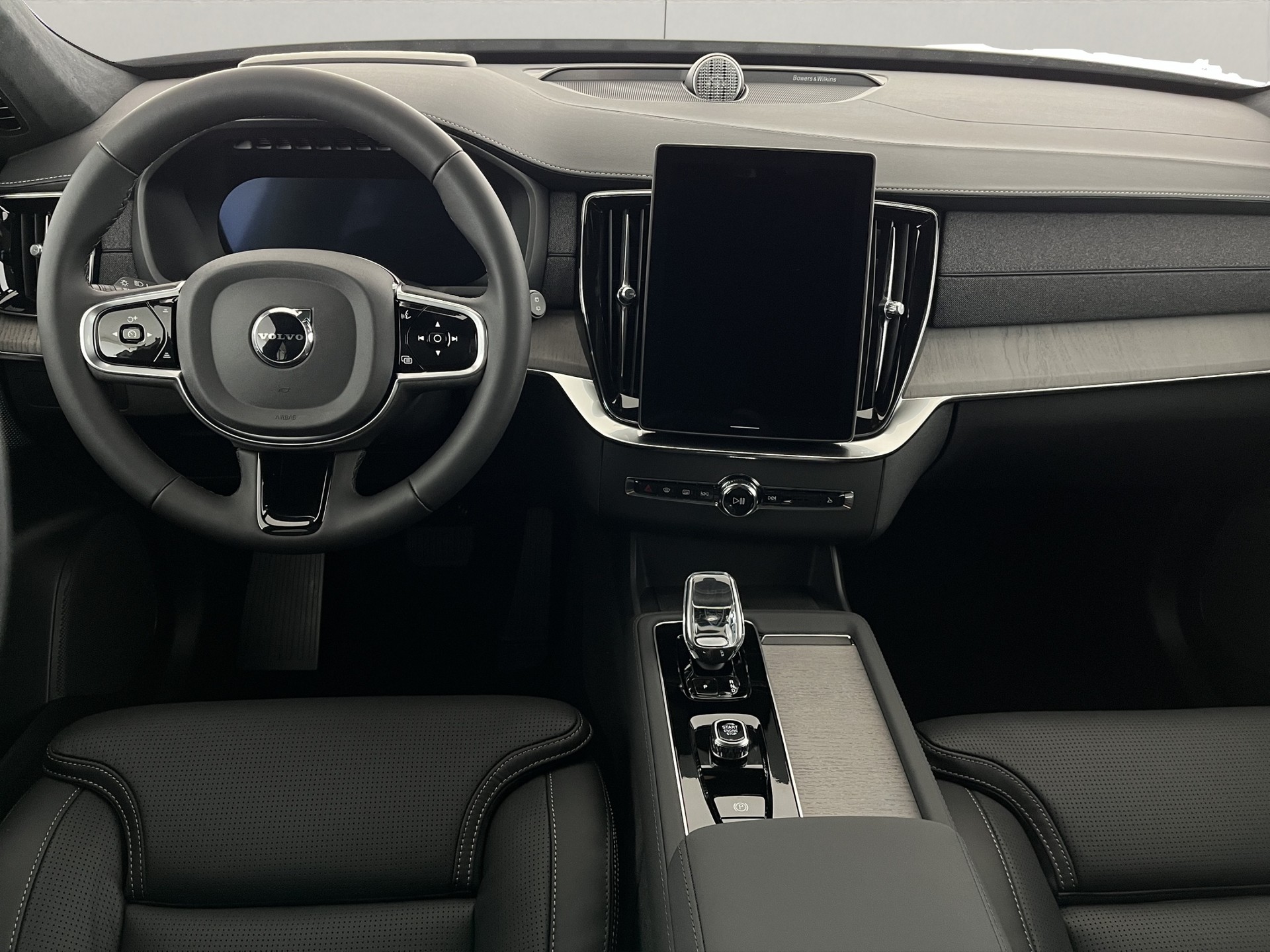 VOLVO XC90 2.0 T8 TE Ultra Dark eAWD-image-8