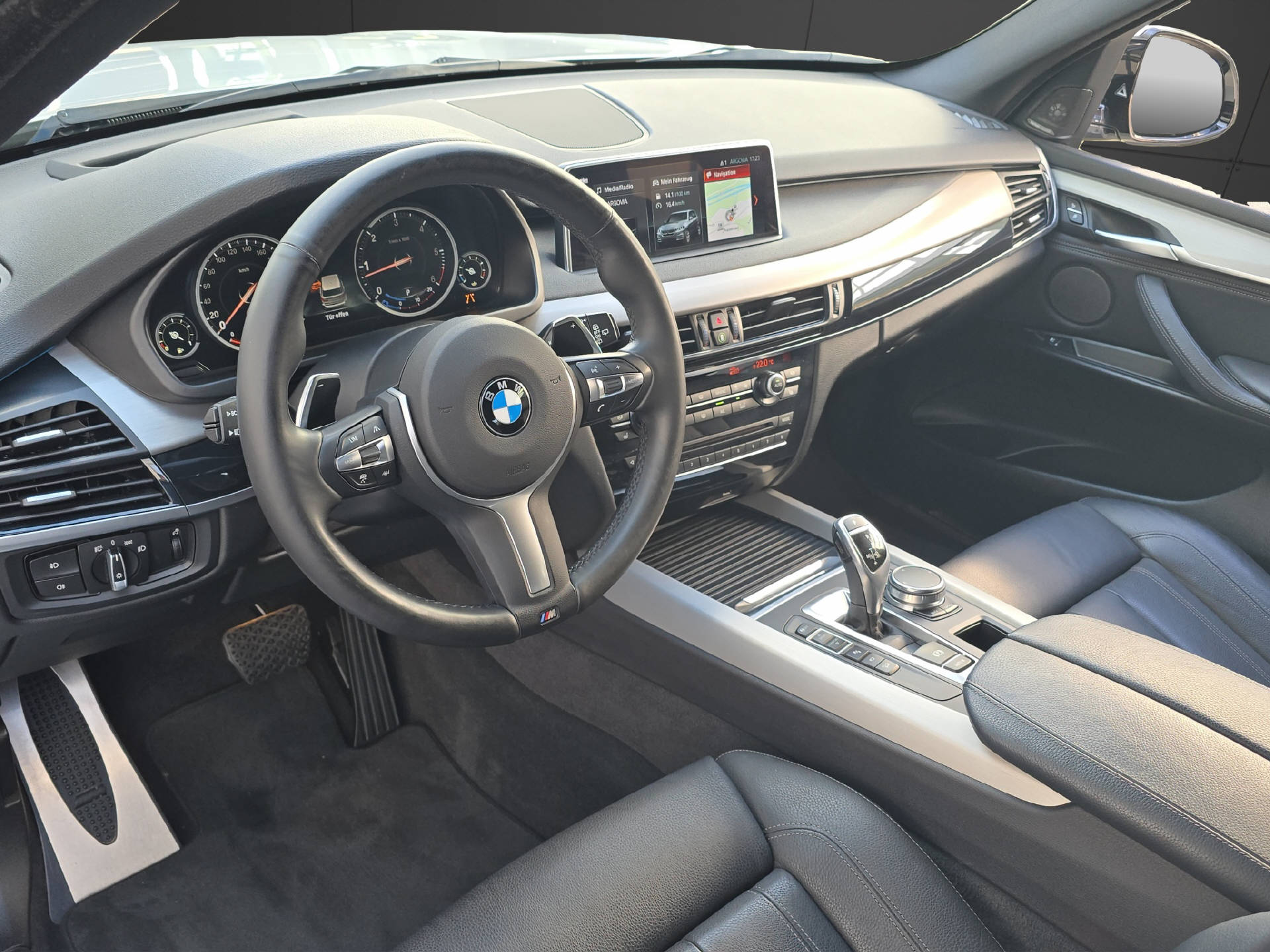 BMW X5 30d xDrive M Sport ** Frisch ab MFK & 12 Monate GARANTIE **-image-7