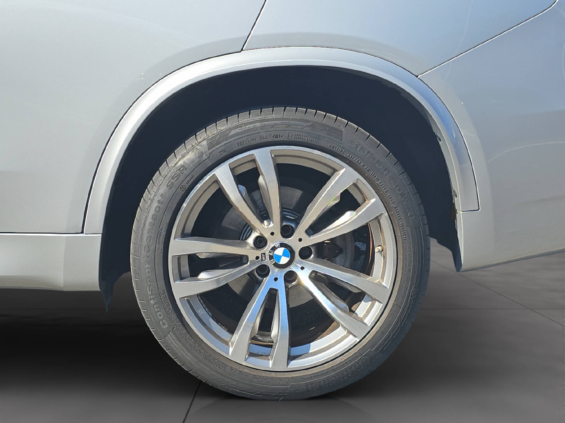 BMW X5 30d xDrive M Sport ** Frisch ab MFK & 12 Monate GARANTIE **-image-17