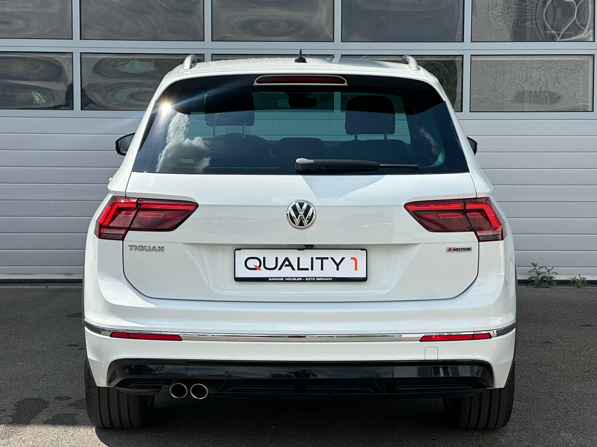 VW Tiguan 2.0TSI R-Line 4Motion DSG-image-4