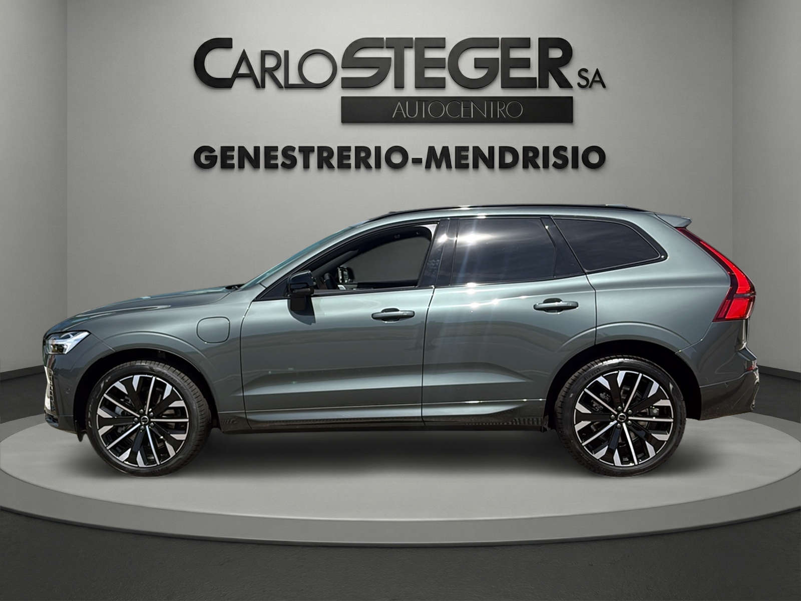 VOLVO XC60 T8 eAWD PluginHybrid Ultra Dark Geartronic-image-3