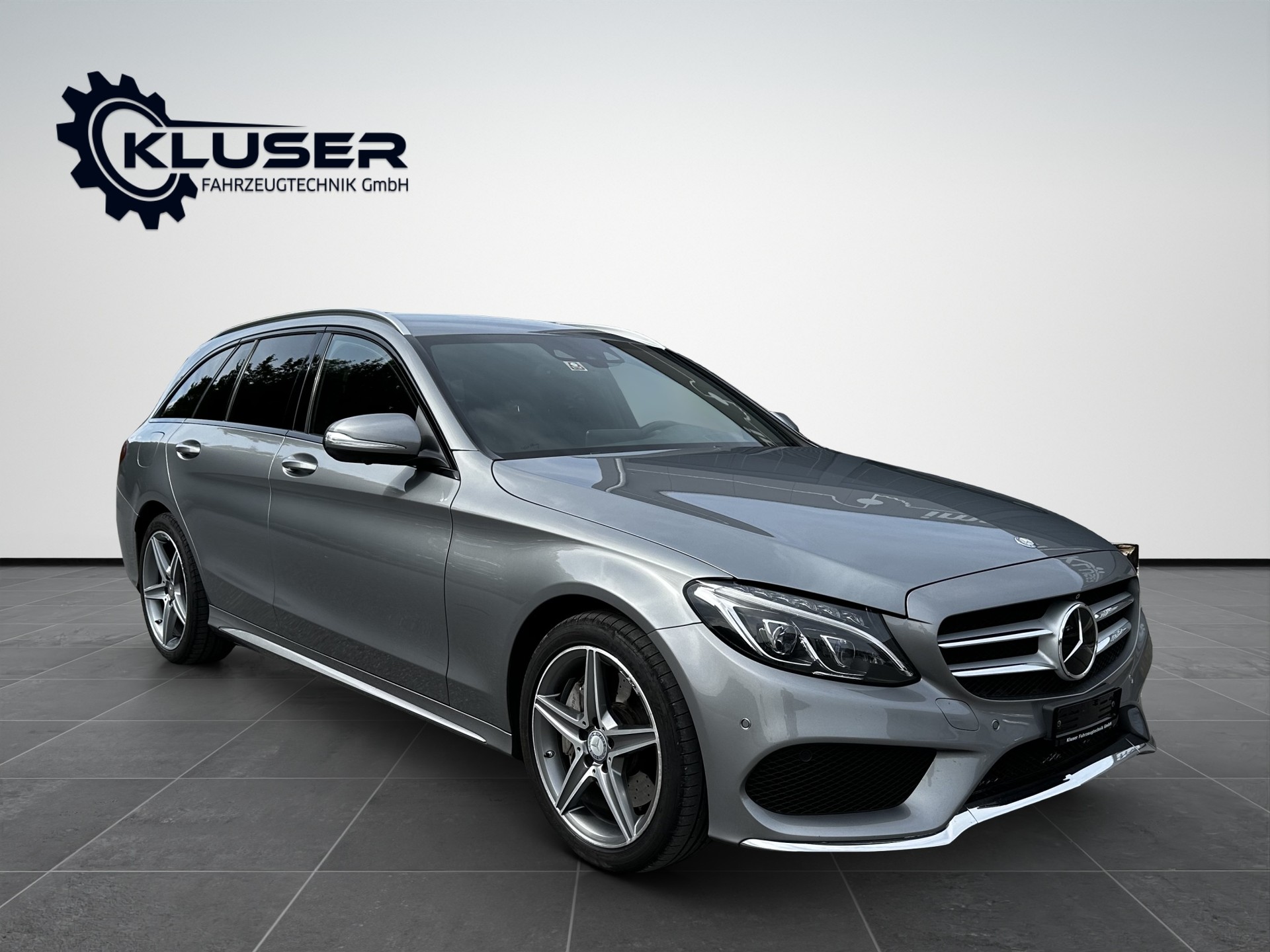 MERCEDES-BENZ C 400 AMG Line 4Matic 7G-Tronic-image-6