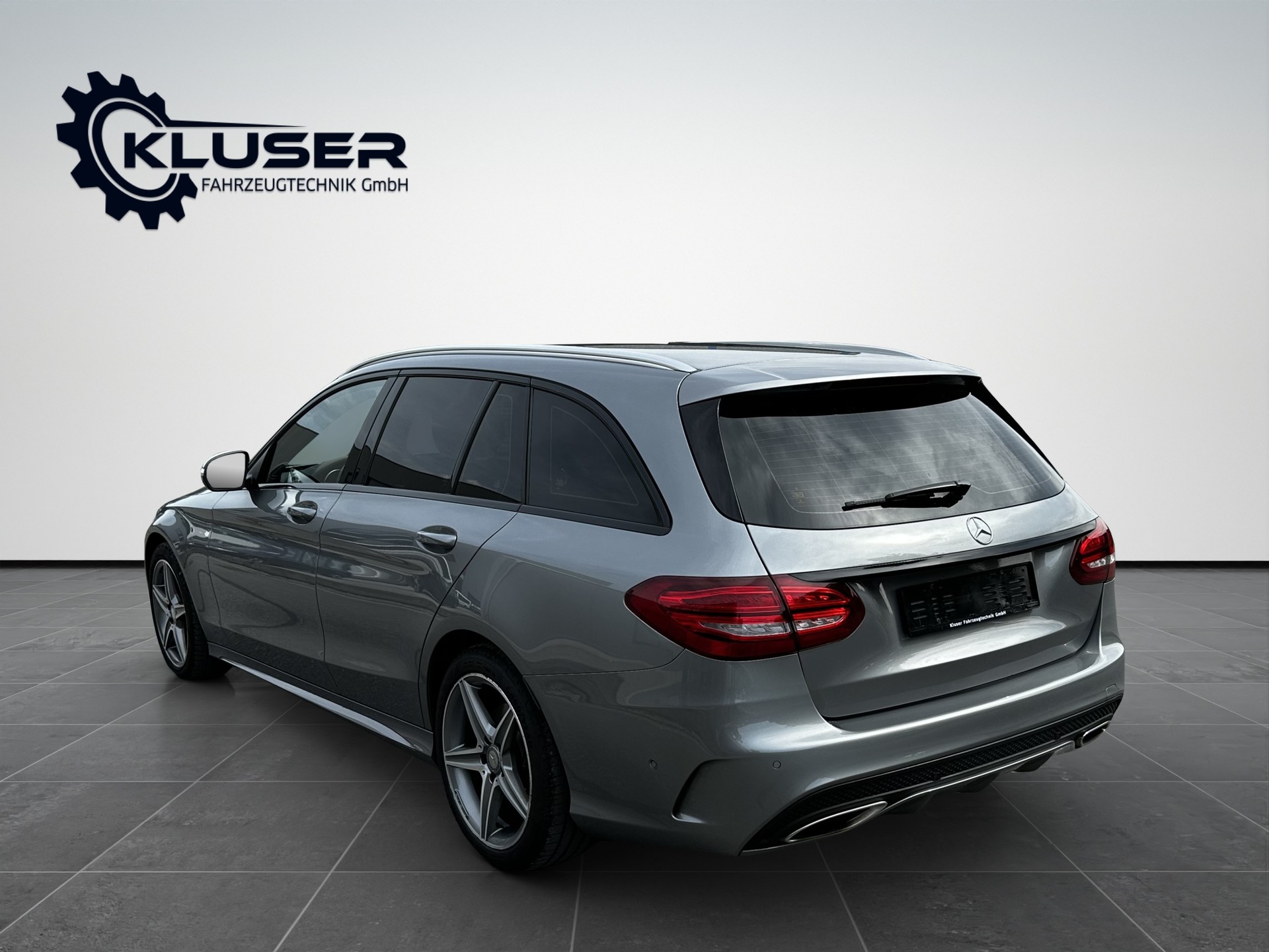 MERCEDES-BENZ C 400 AMG Line 4Matic 7G-Tronic-image-2