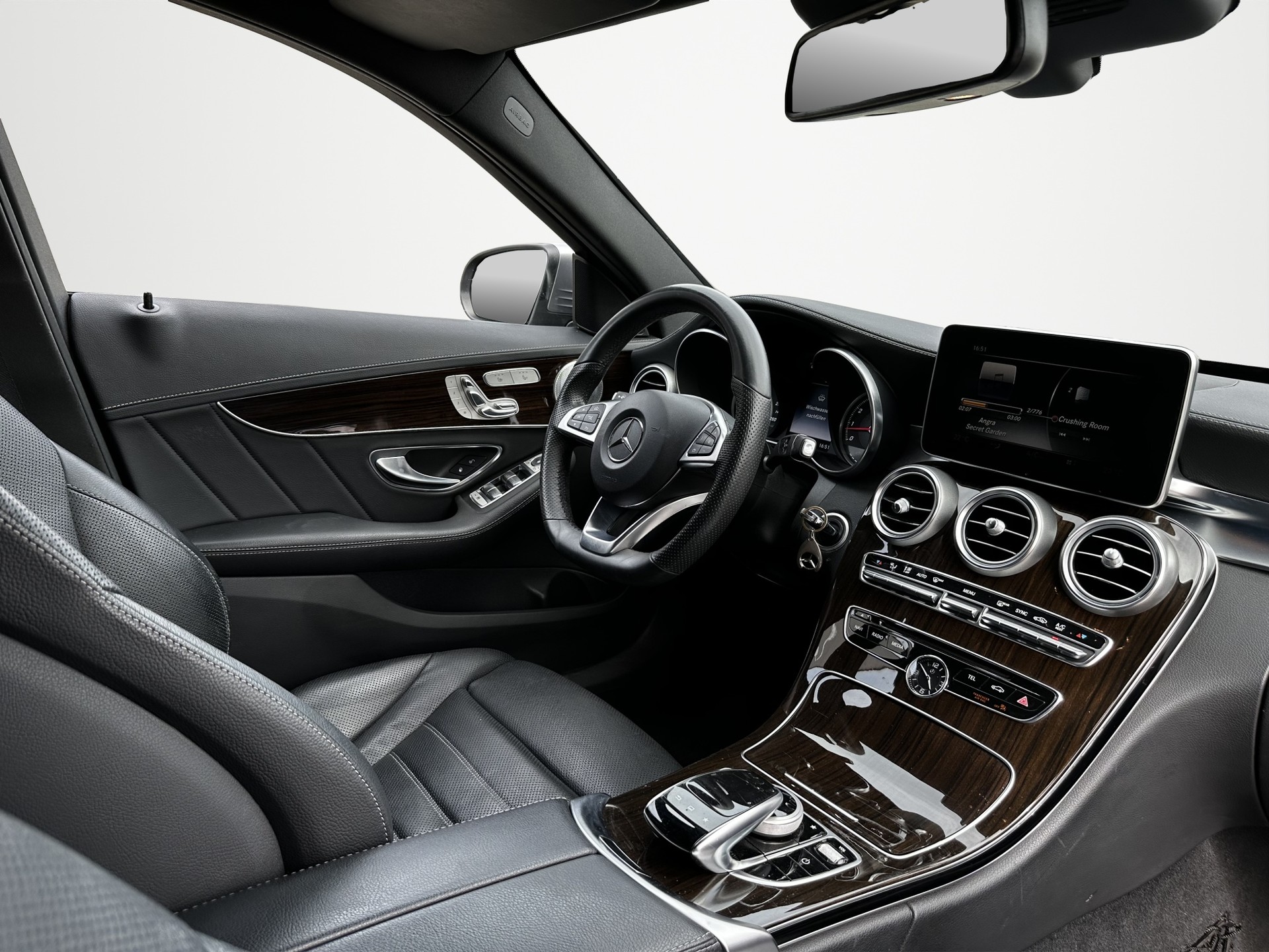 MERCEDES-BENZ C 400 AMG Line 4Matic 7G-Tronic-image-9