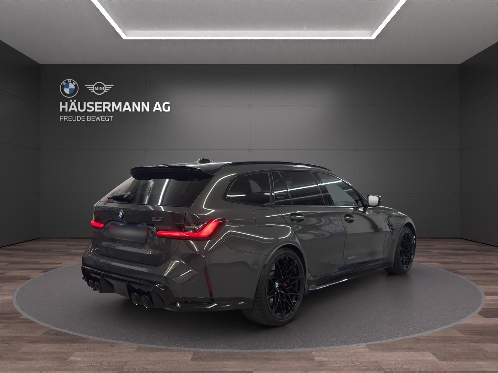 BMW M3 Competition xDrive Touring-image-2
