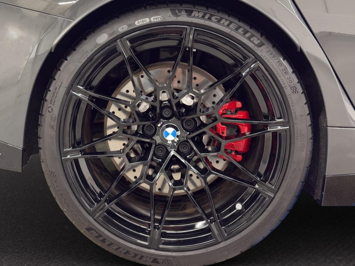 BMW M3 Competition xDrive Touring-image-8