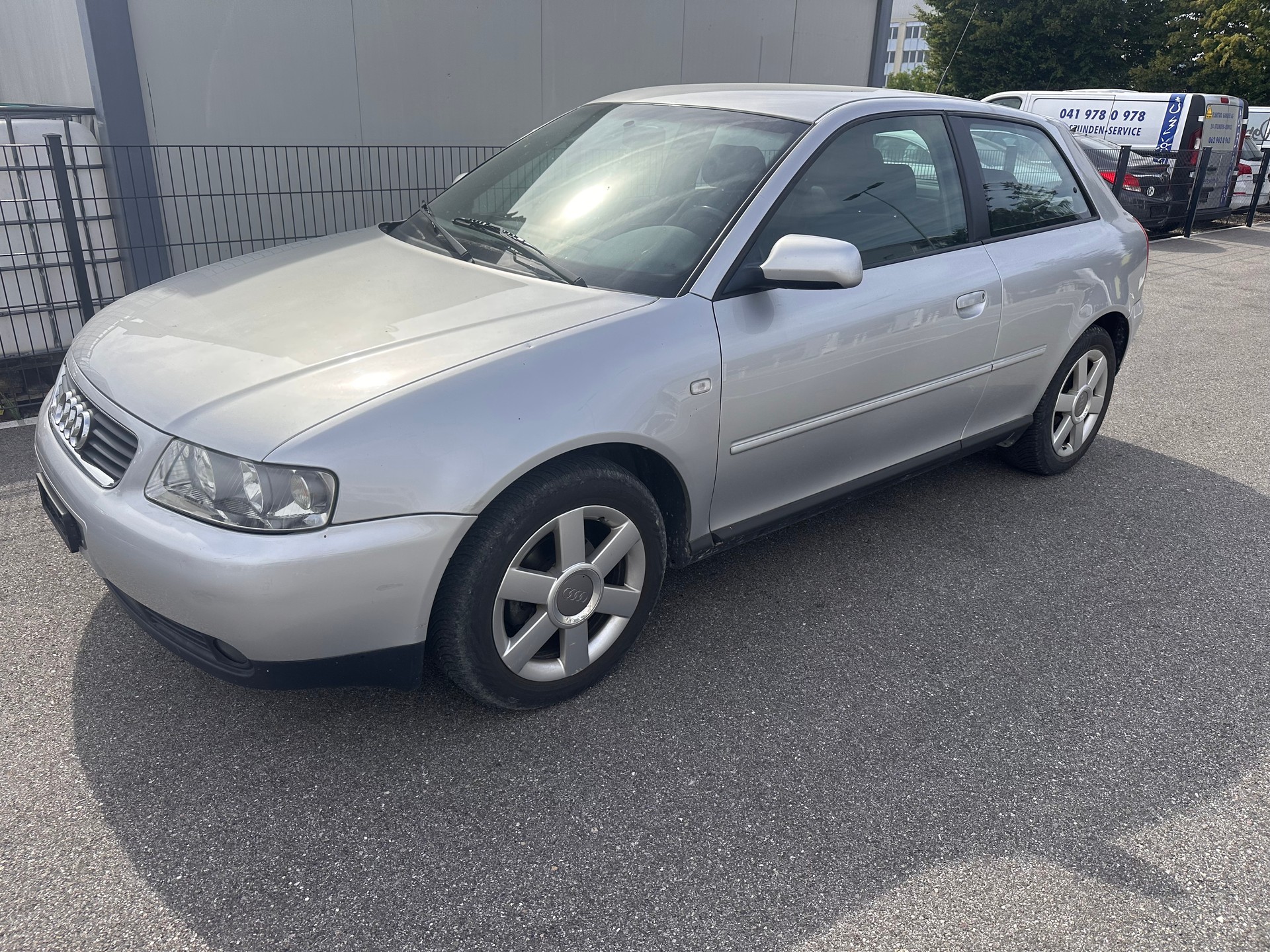 AUDI A3 1.6 Attraction-image-0