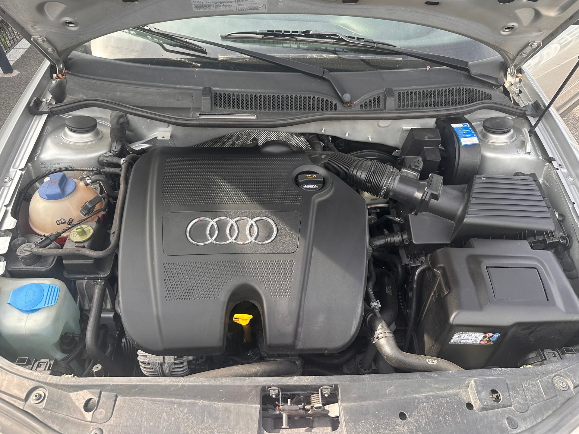 AUDI A3 1.6 Attraction-image-13