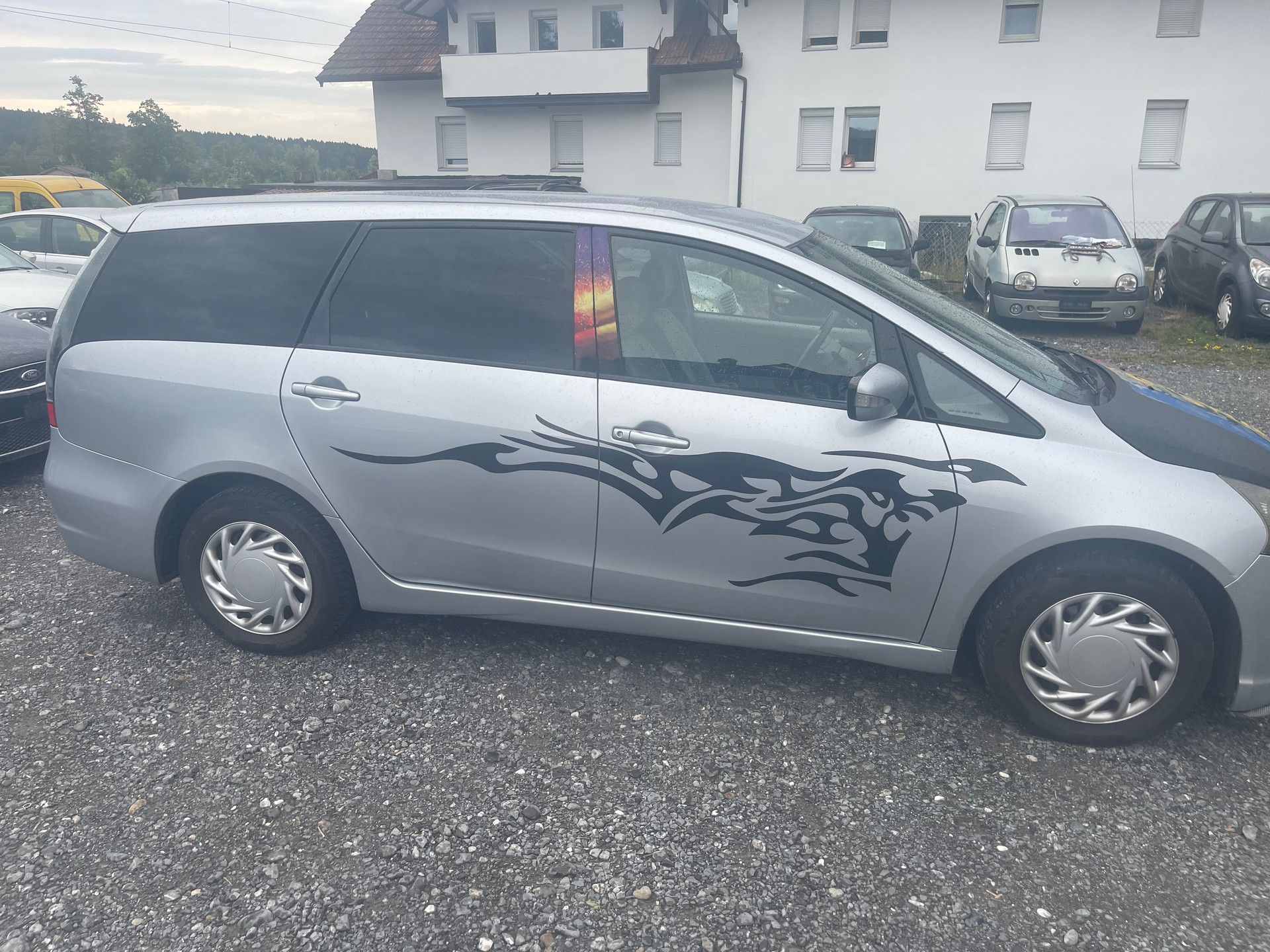 MITSUBISHI Grandis 2.4 16V Intense-image-9