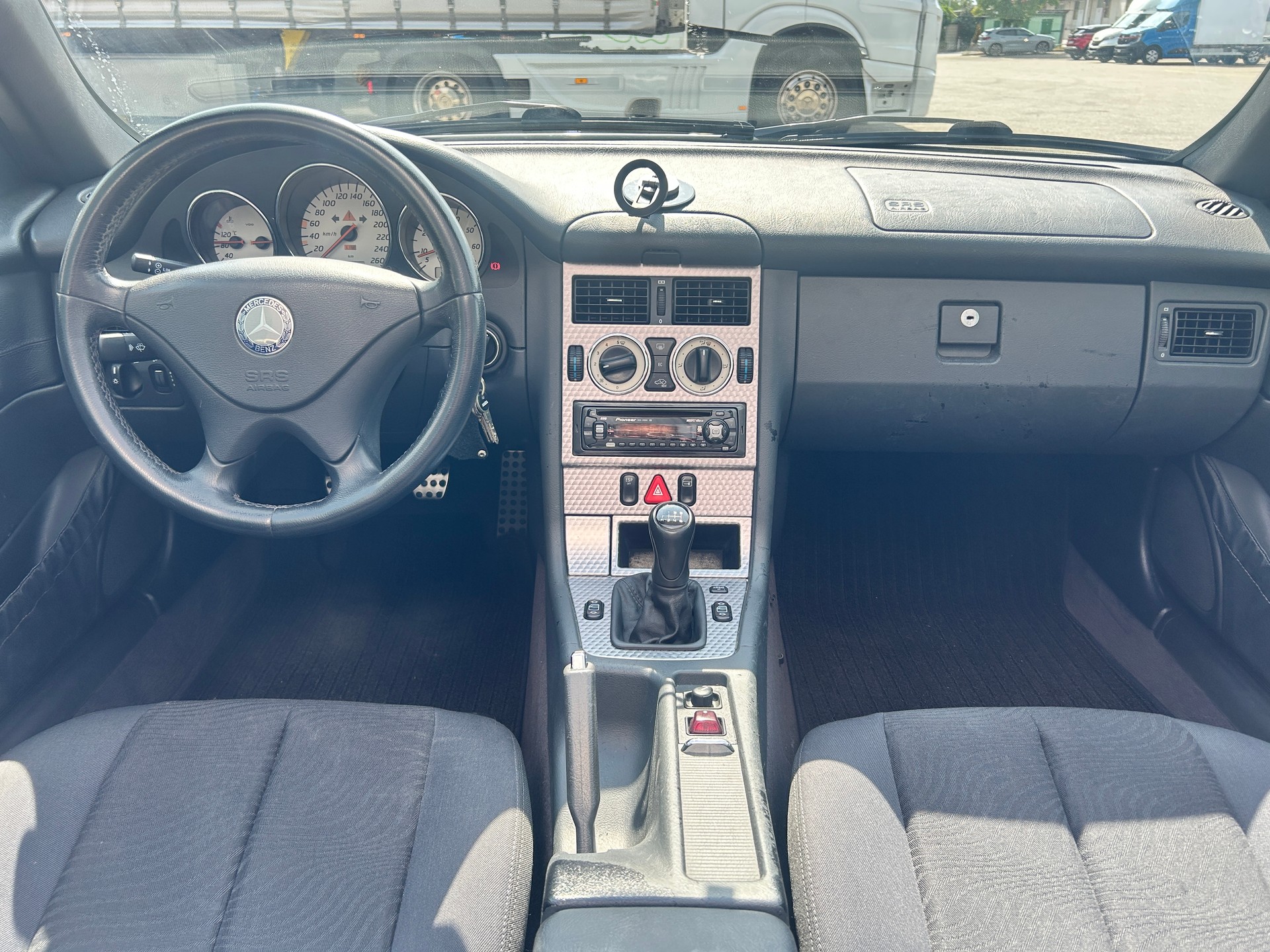 MERCEDES-BENZ SLK 200 Kompressor-image-2