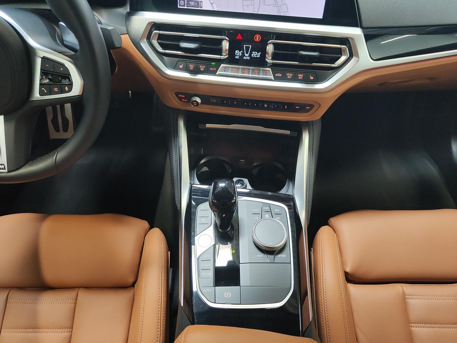 BMW M440i xDrive Coupé-image-12