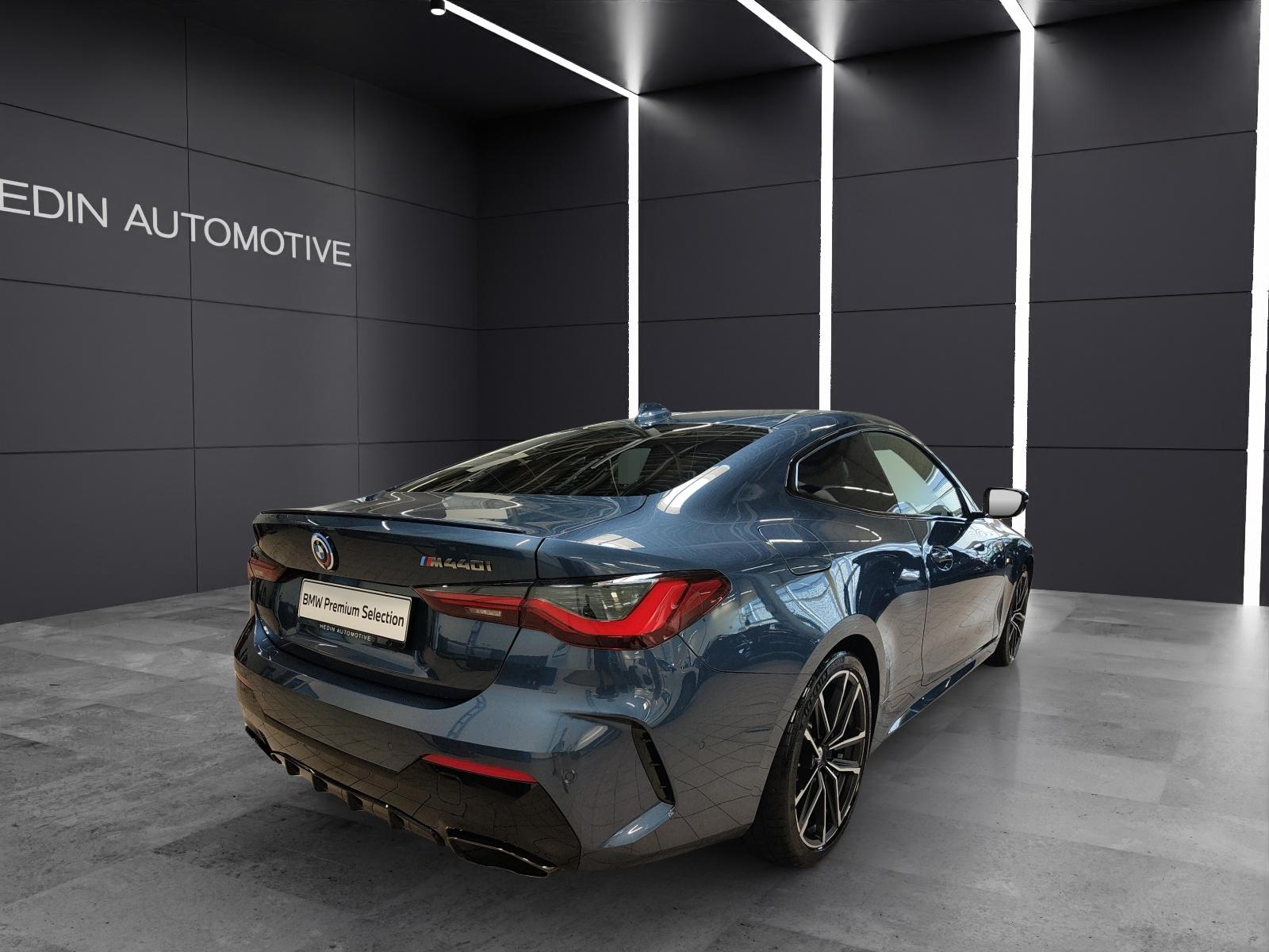 BMW M440i xDrive Coupé-image-5