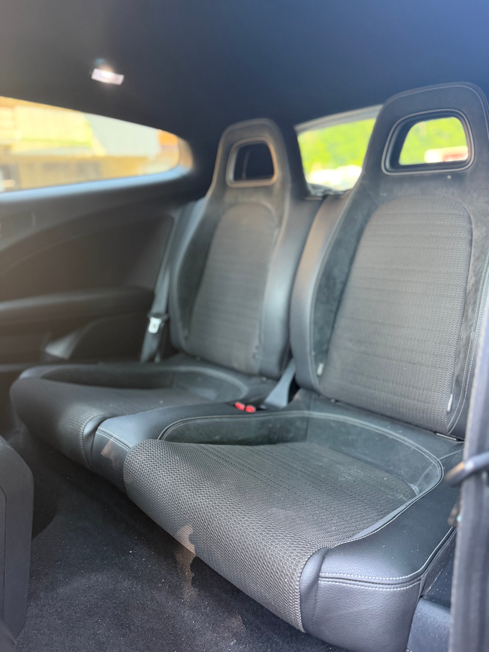 VW Scirocco 2.0 TSI Club-image-10