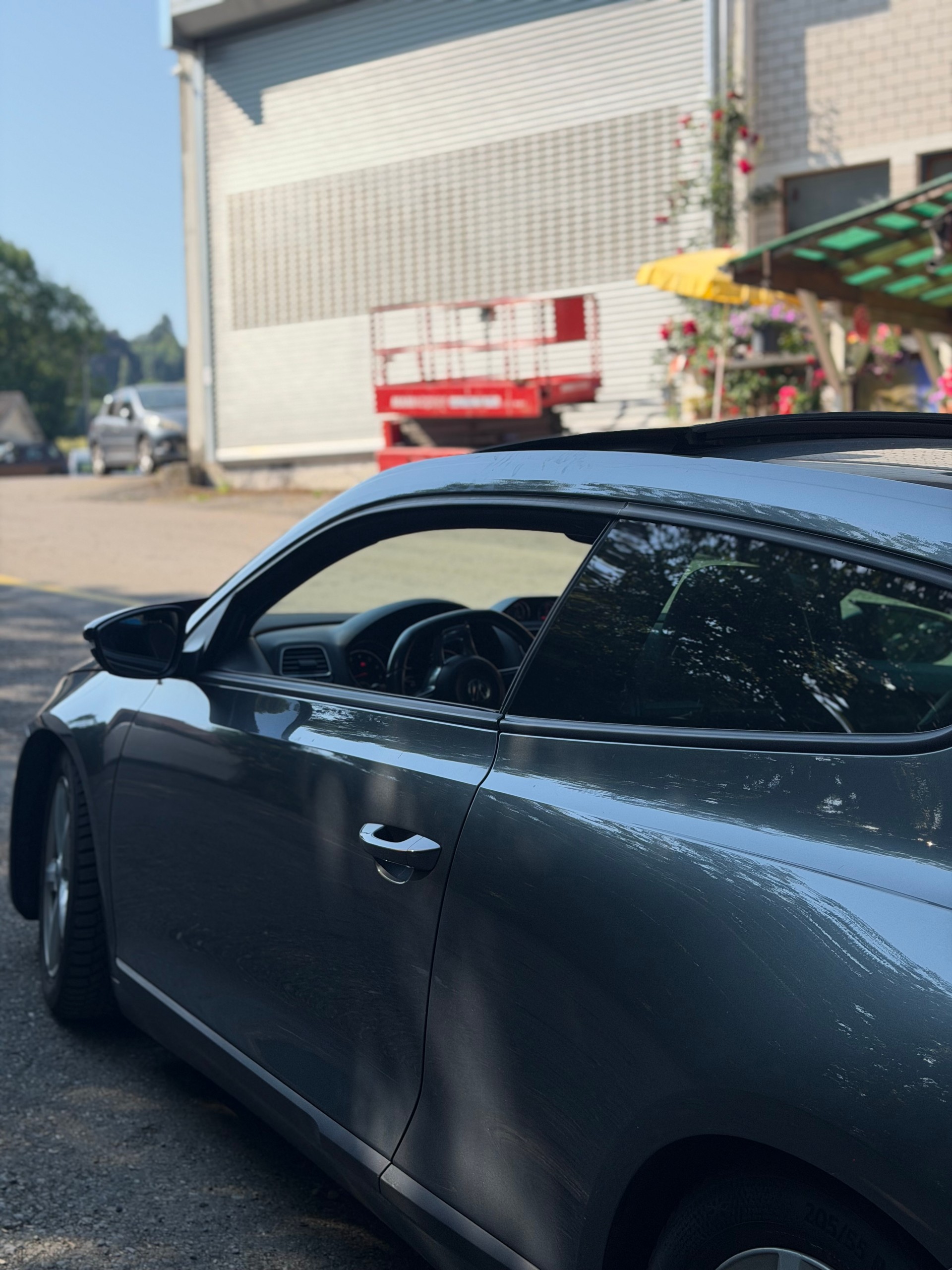 VW Scirocco 2.0 TSI Club-image-11