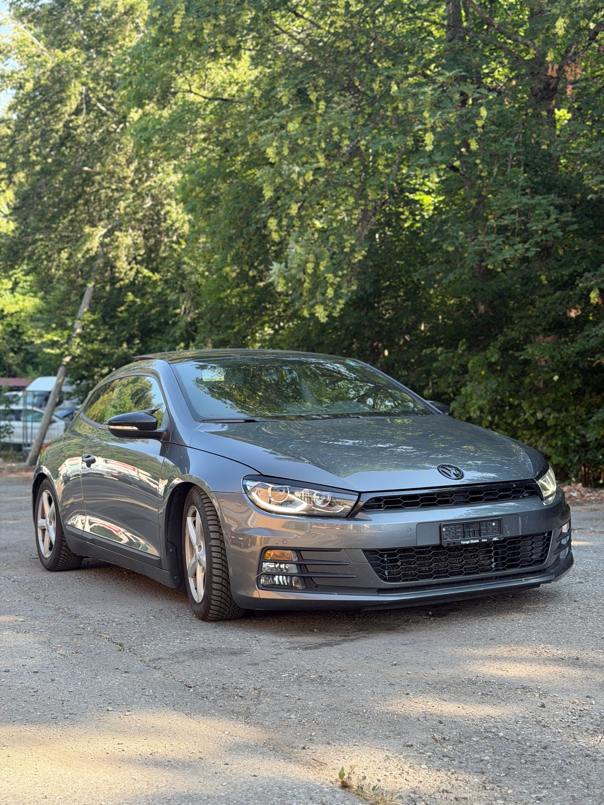 VW Scirocco 2.0 TSI Club-image-2