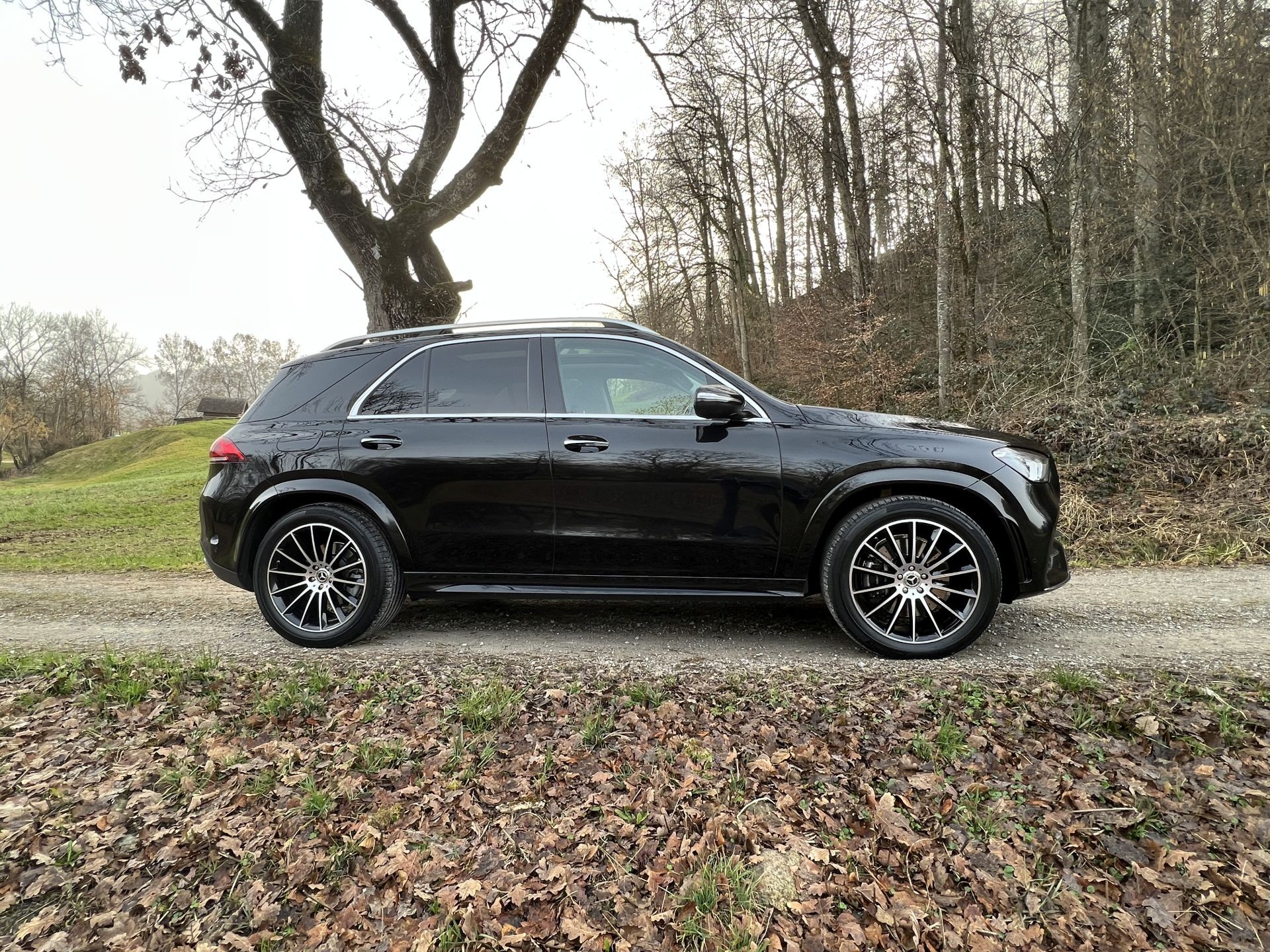 MERCEDES-BENZ GLE 400 d 4Matic AMG Line 9G-Tronic-image-4