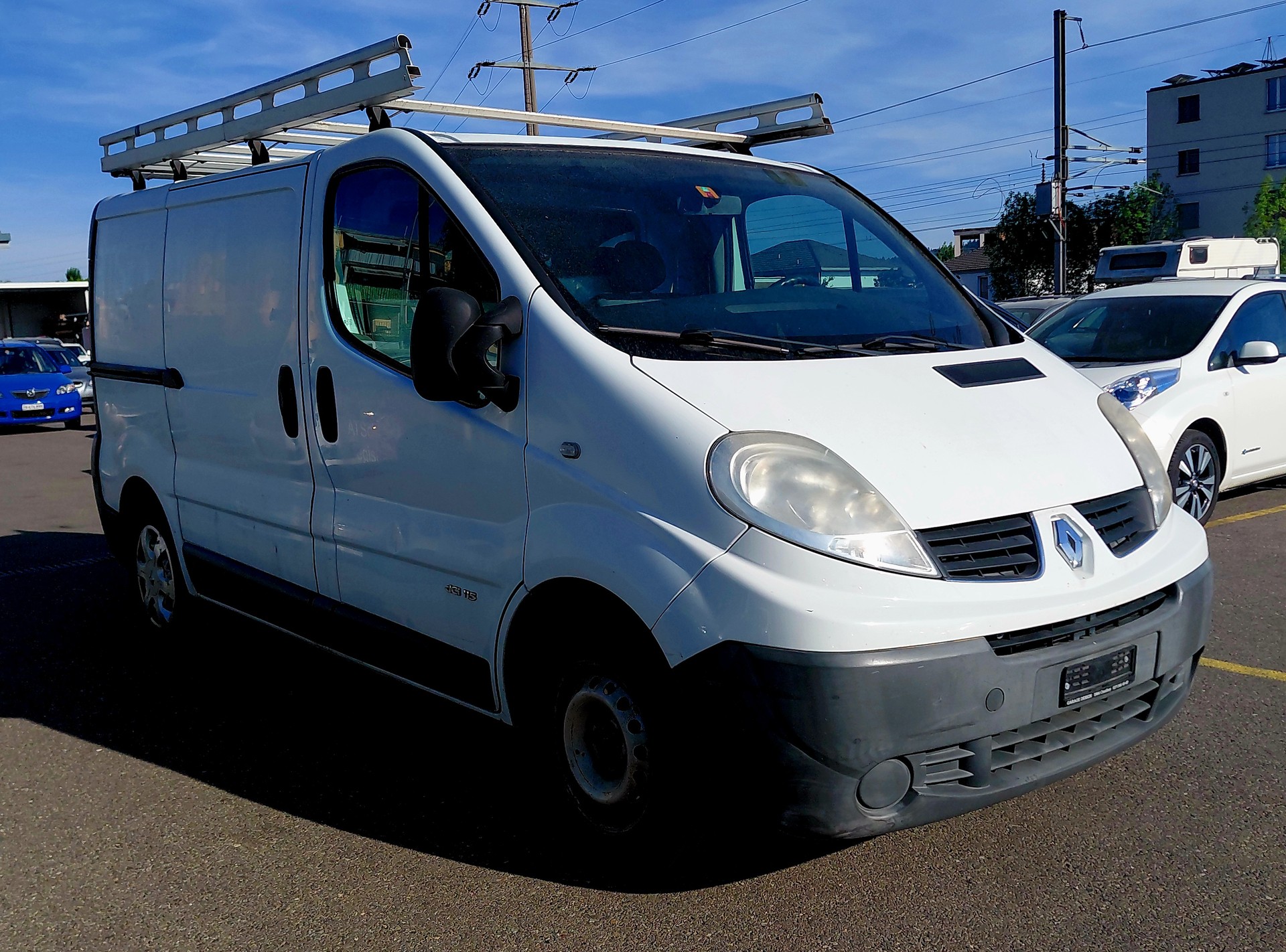 RENAULT Trafic 2.0 dCi 115 2.9t L2H1-image-1