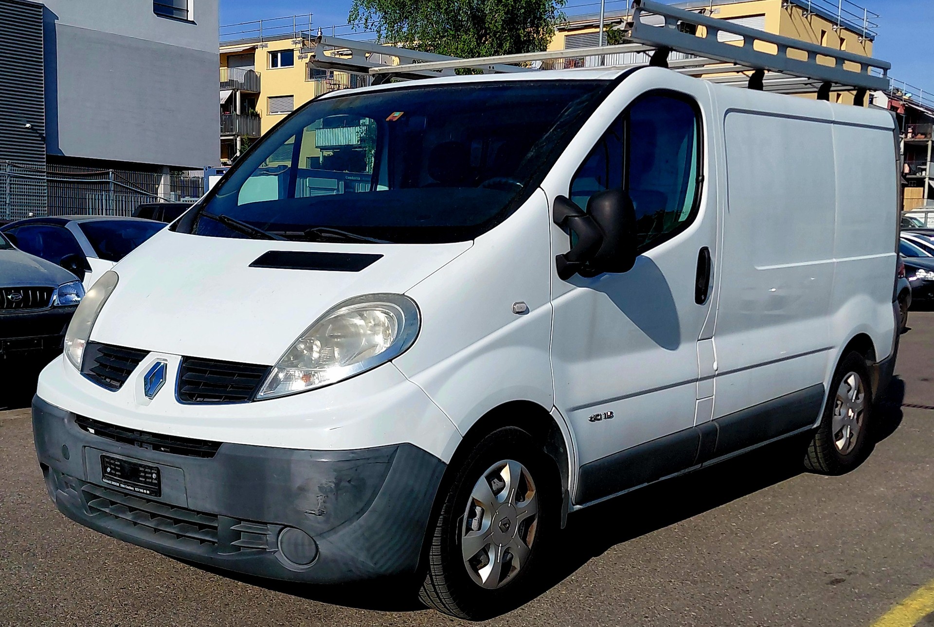 RENAULT Trafic 2.0 dCi 115 2.9t L2H1-image-0