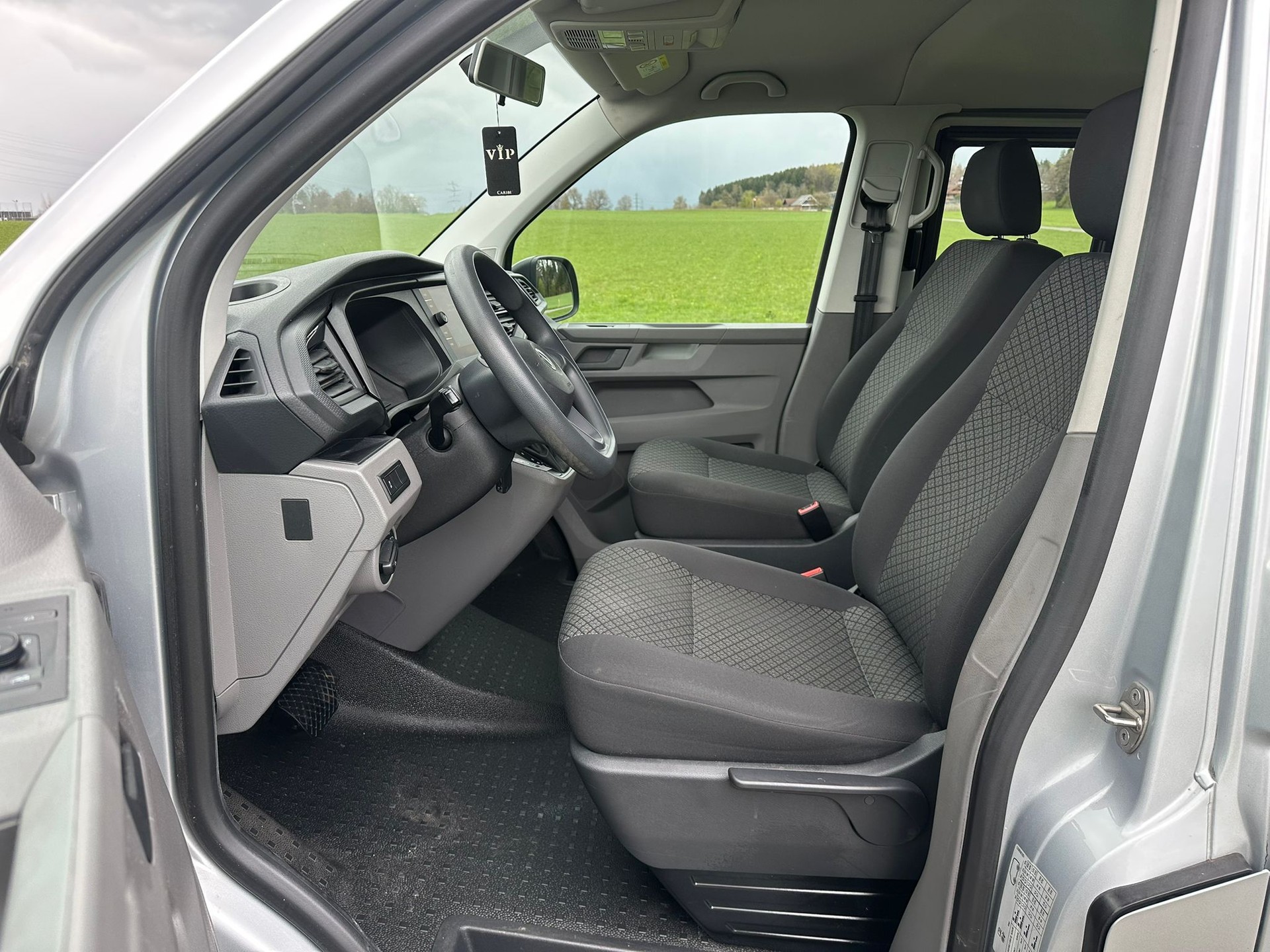 VW T6 Caravelle 2.0 TDI Highline DSG-image-10