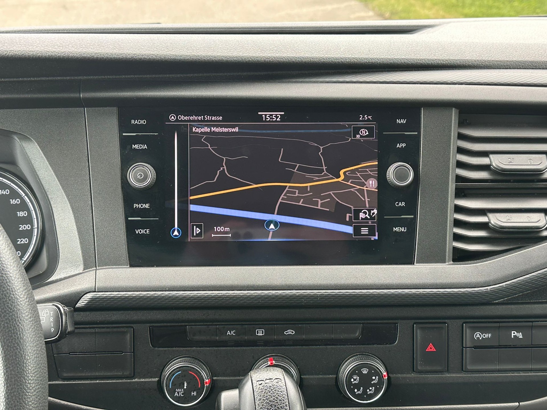 VW T6 Caravelle 2.0 TDI Highline DSG-image-16