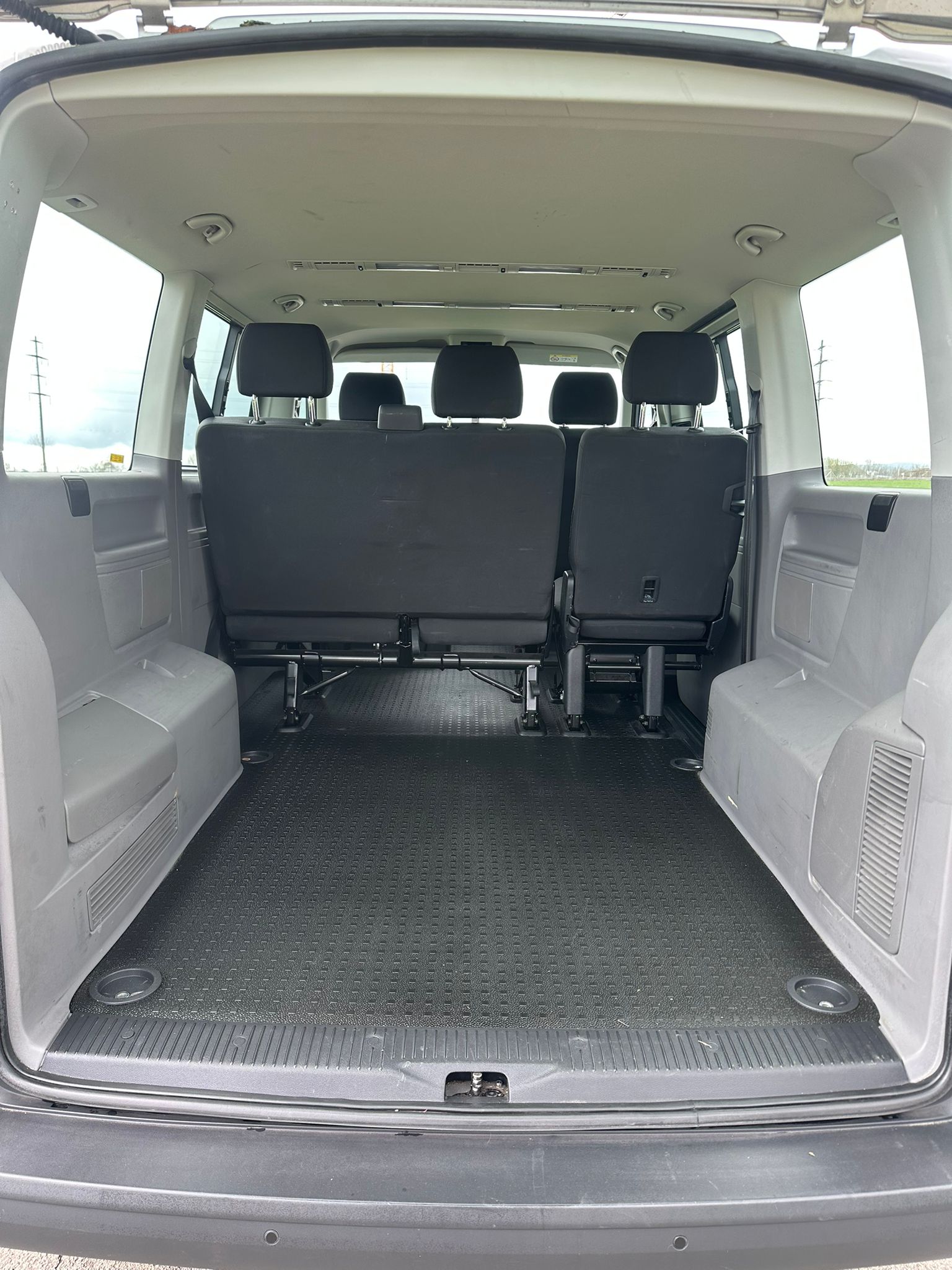 VW T6 Caravelle 2.0 TDI Highline DSG-image-13