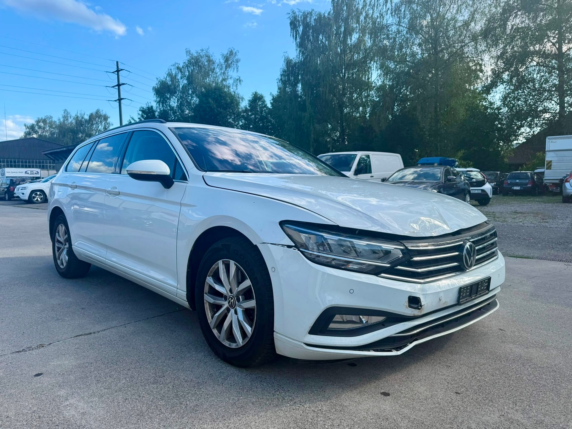 VW Passat 2.0 TDI BMT Business DSG-image-1