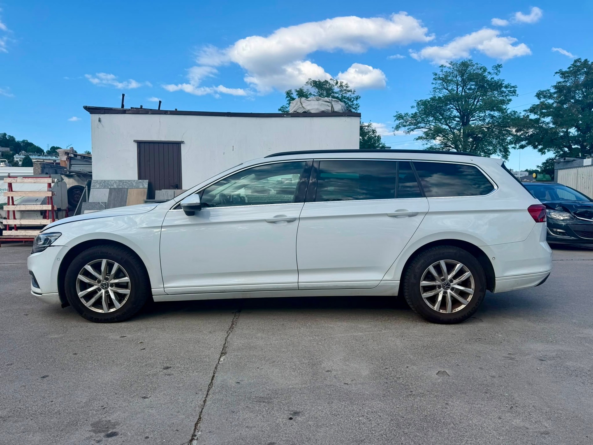 VW Passat 2.0 TDI BMT Business DSG-image-5