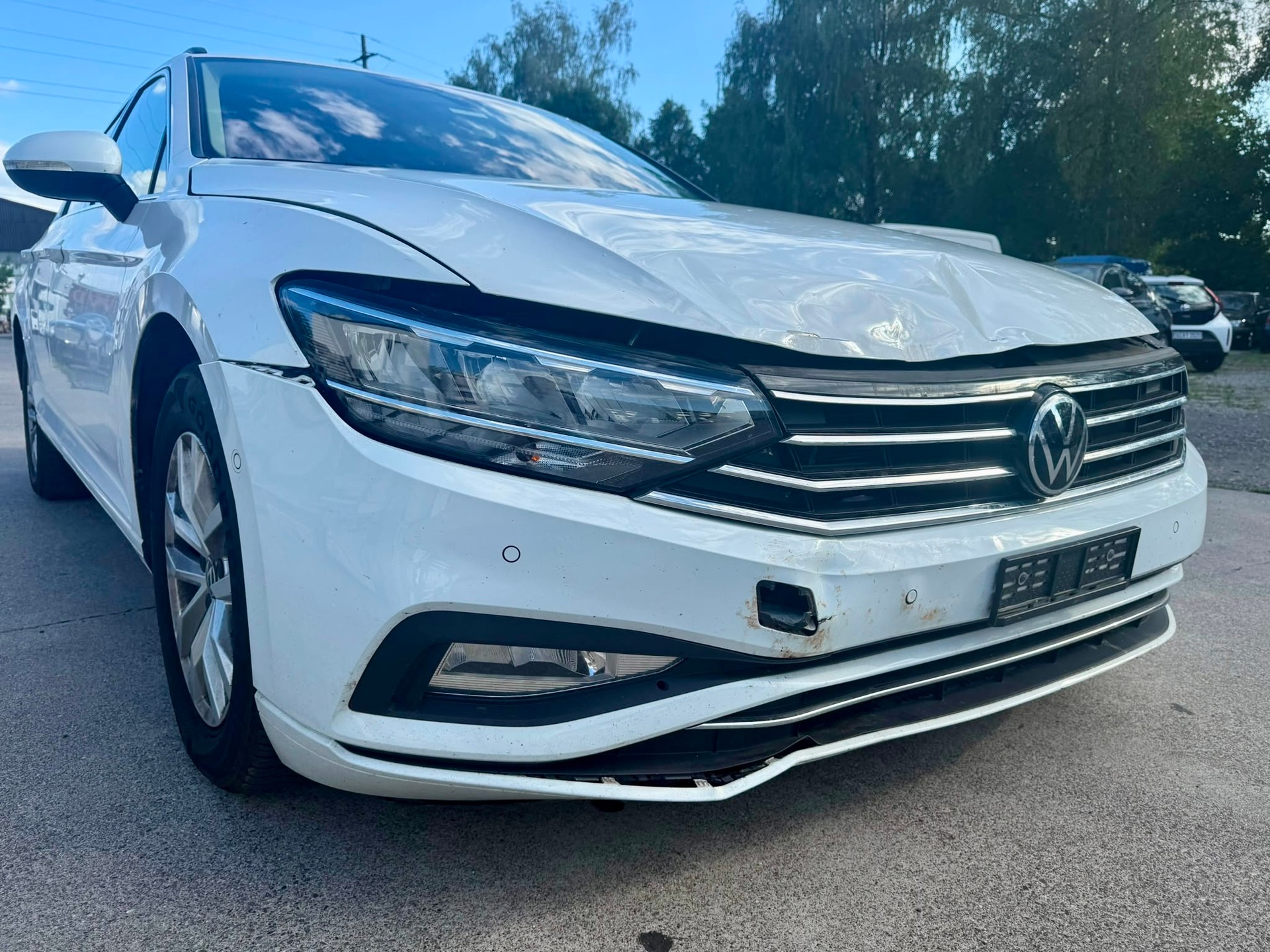 VW Passat 2.0 TDI BMT Business DSG-image-6