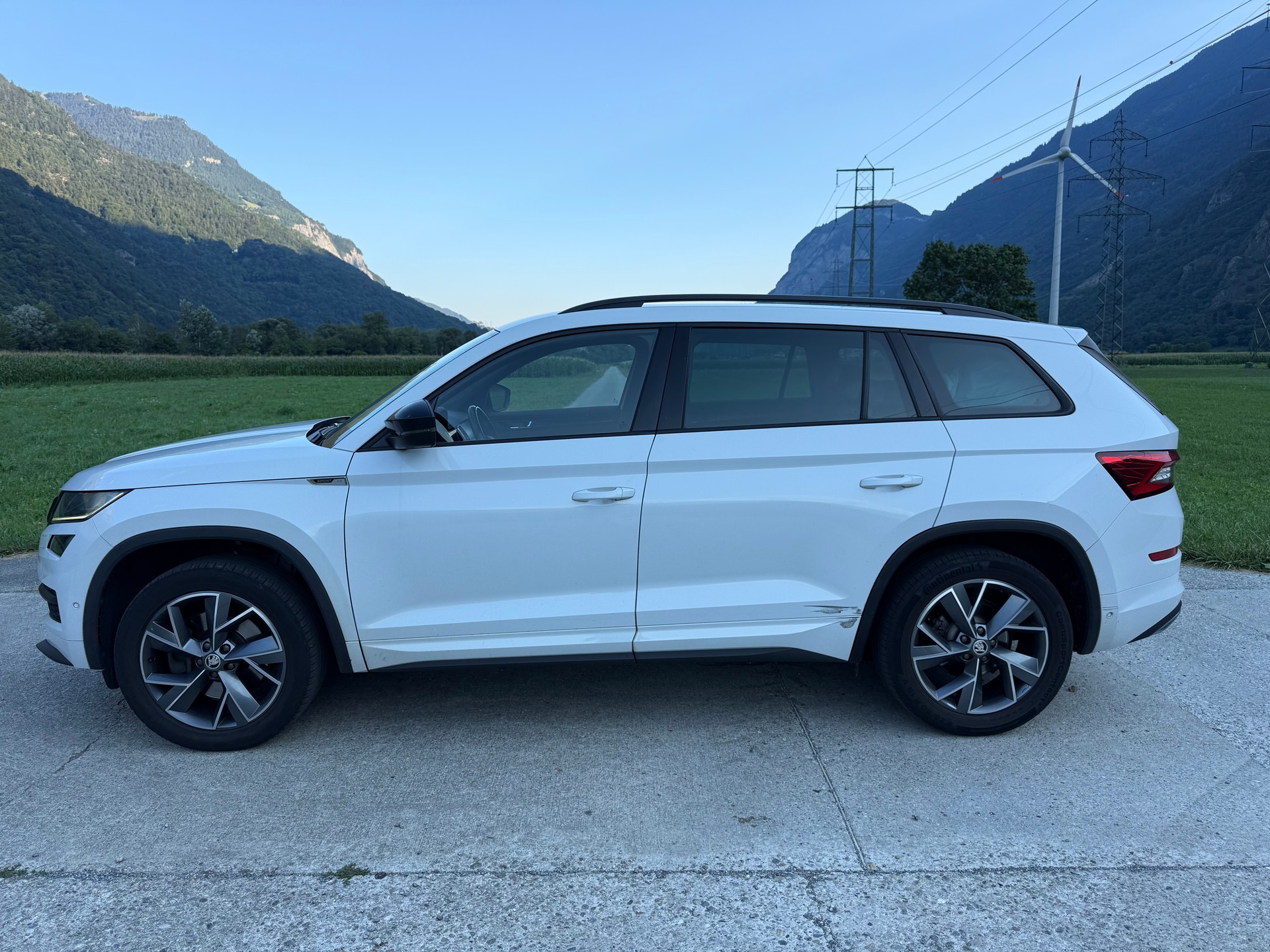 SKODA Kodiaq 2.0 TSI 4x4 Sport Line-image-0