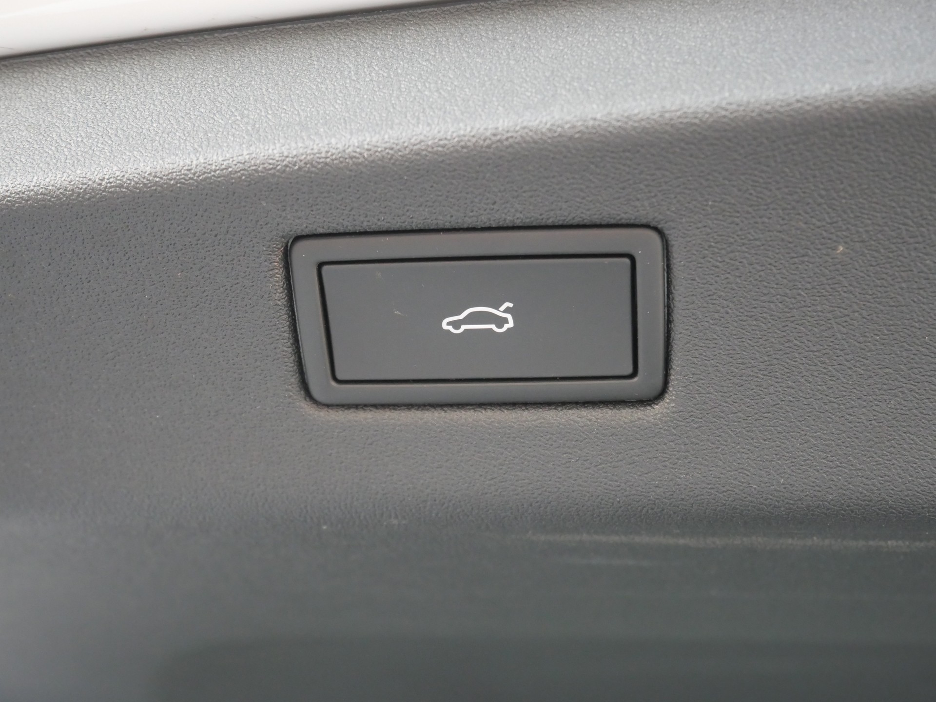 VW ID.7 GTX 86kWh GTX United 4 Motion *CH-Auto, AHK, 8 Reifen*-image-10