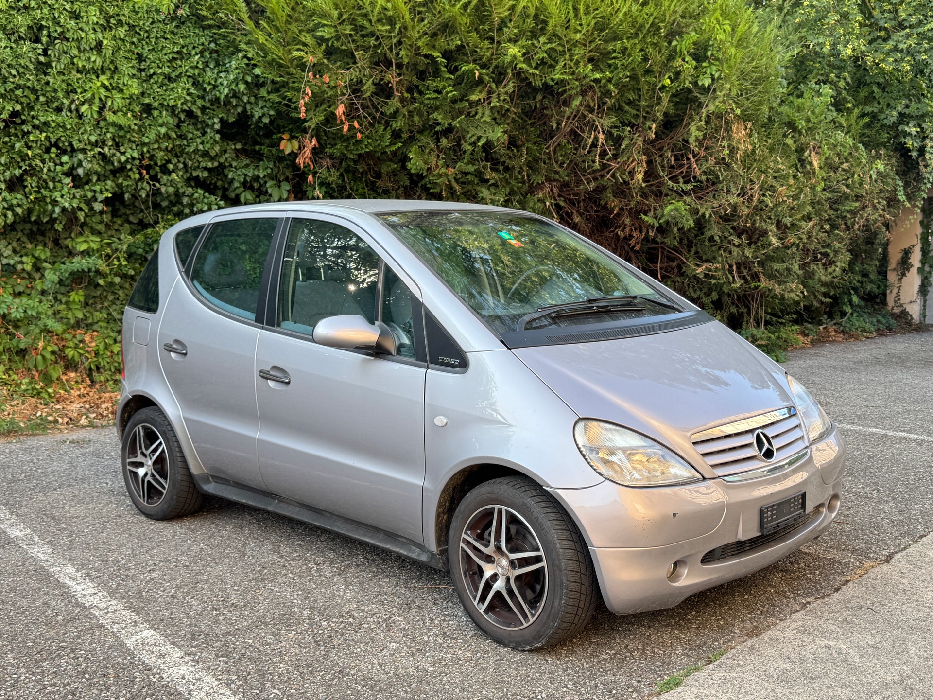 MERCEDES-BENZ A 160 Elégance-image-1