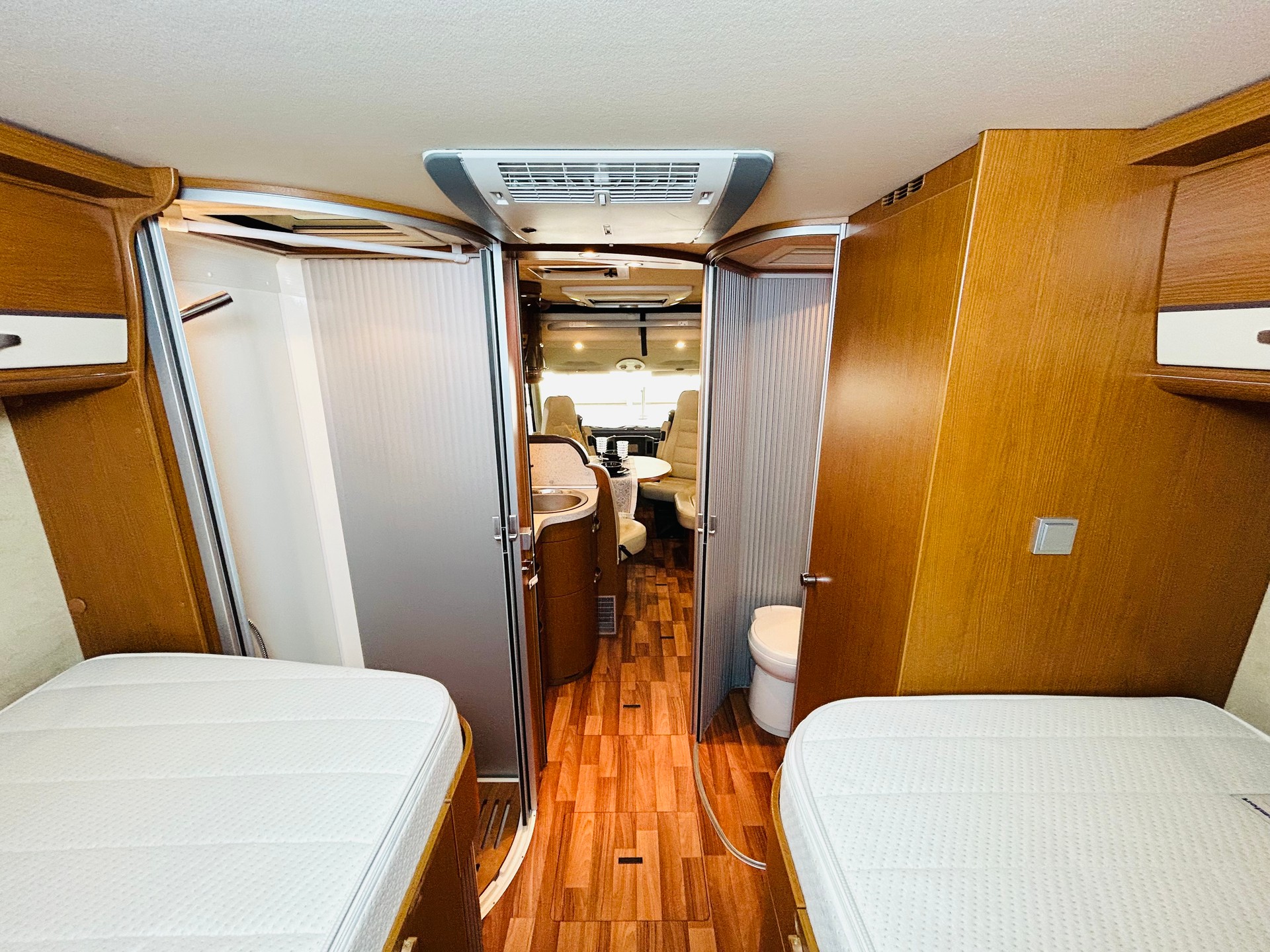 HYMER Starline B 680-image-16