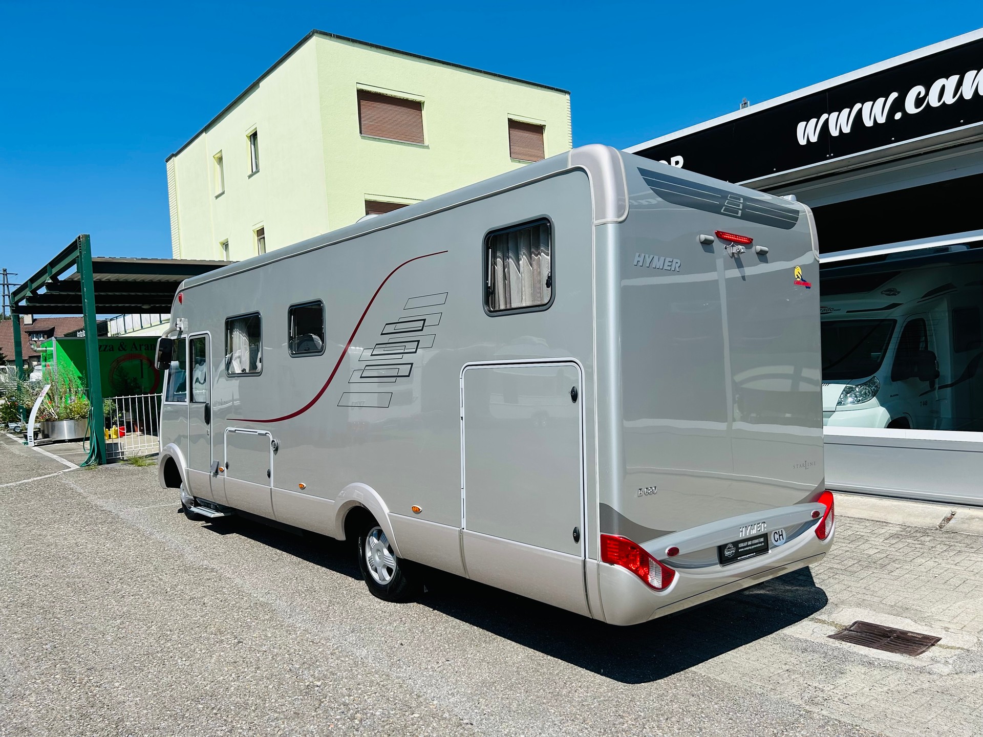 HYMER Starline B 680-image-1
