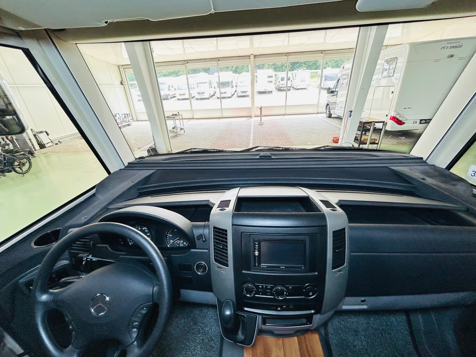 HYMER Starline B 680-image-22