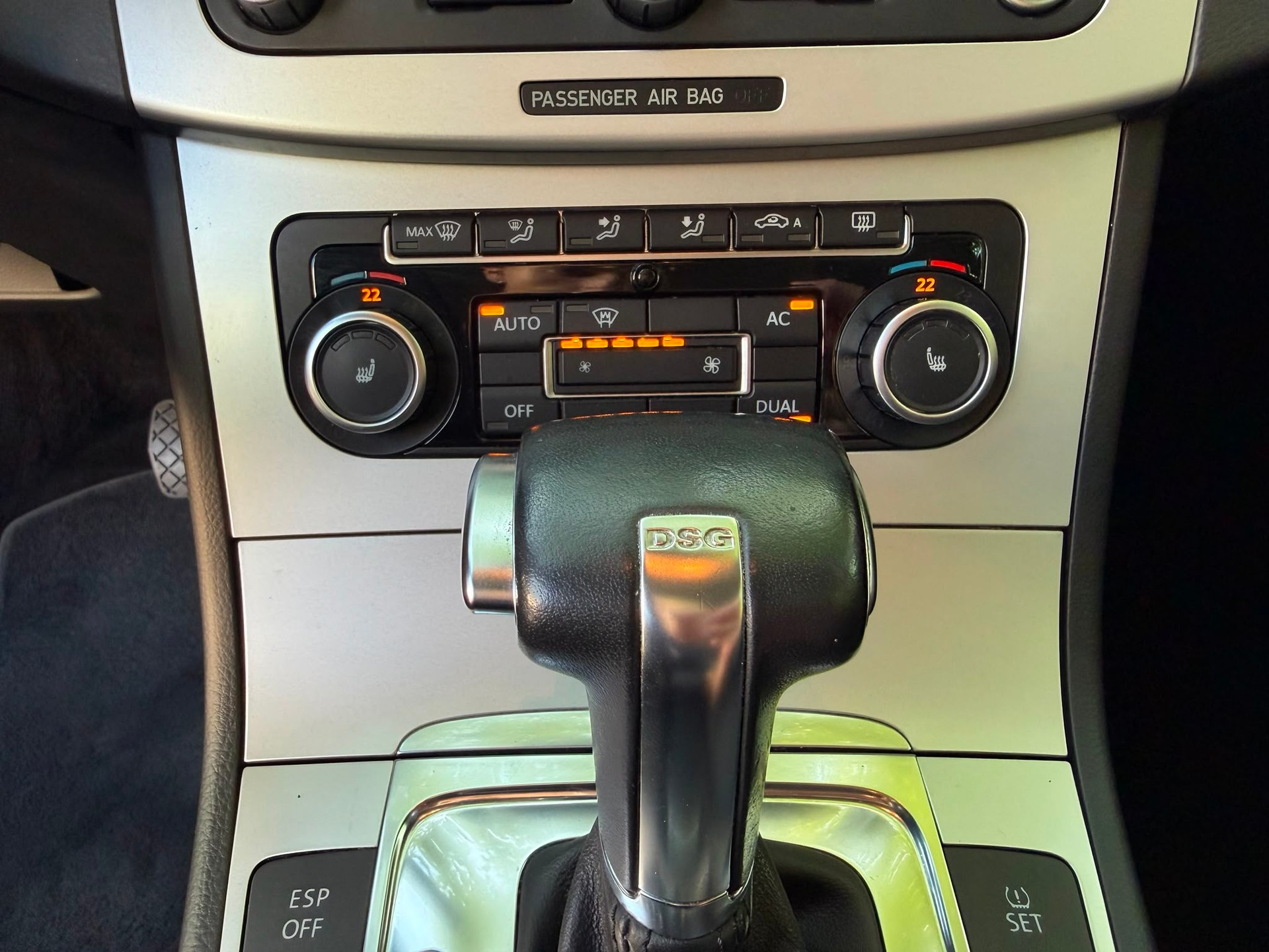 VW Passat Variant 1.4 TSI BlueMotion Comfortline DSG-image-18