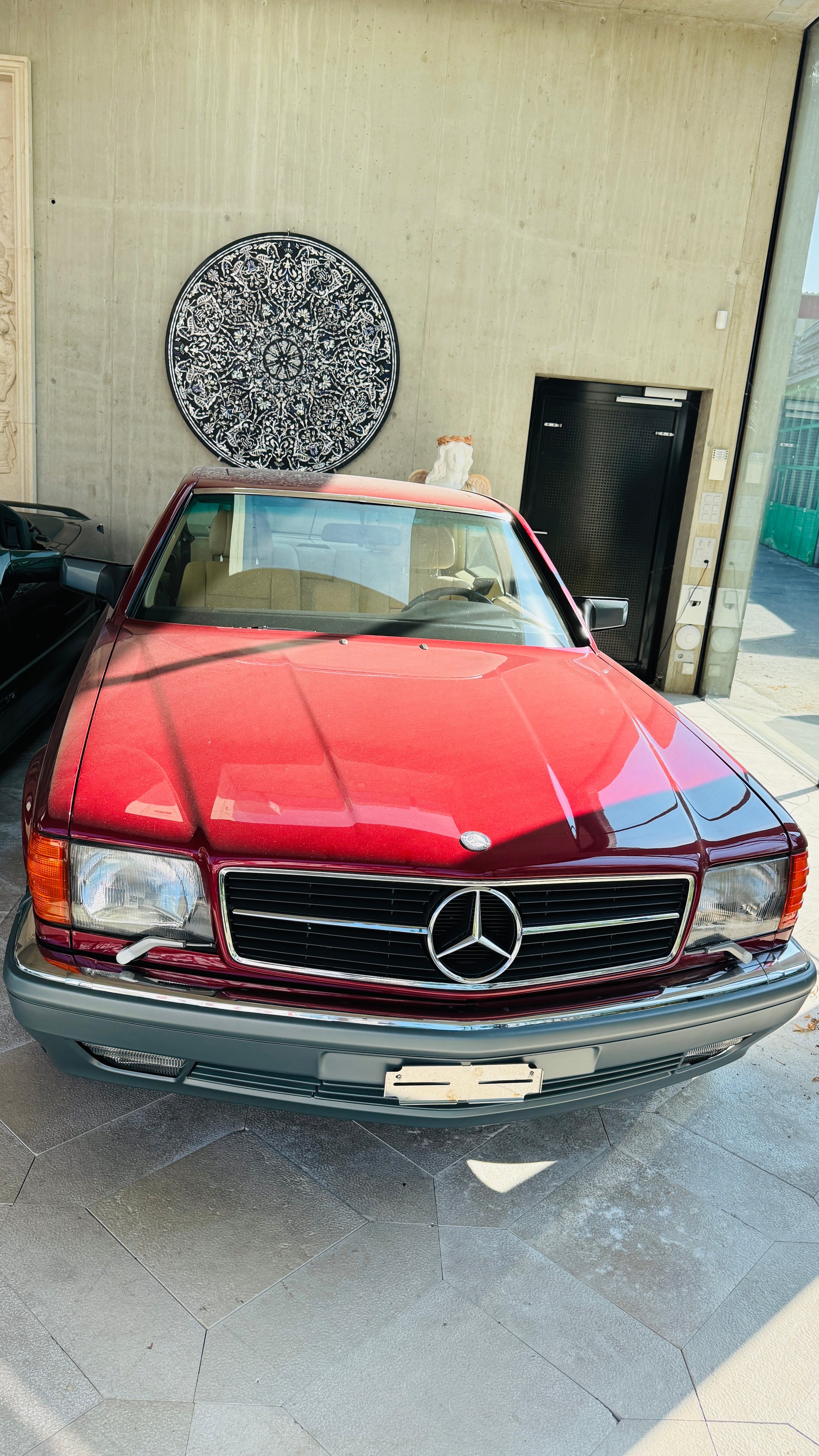 MERCEDES-BENZ 560 SEC Veteranenfahrzeug-image-1