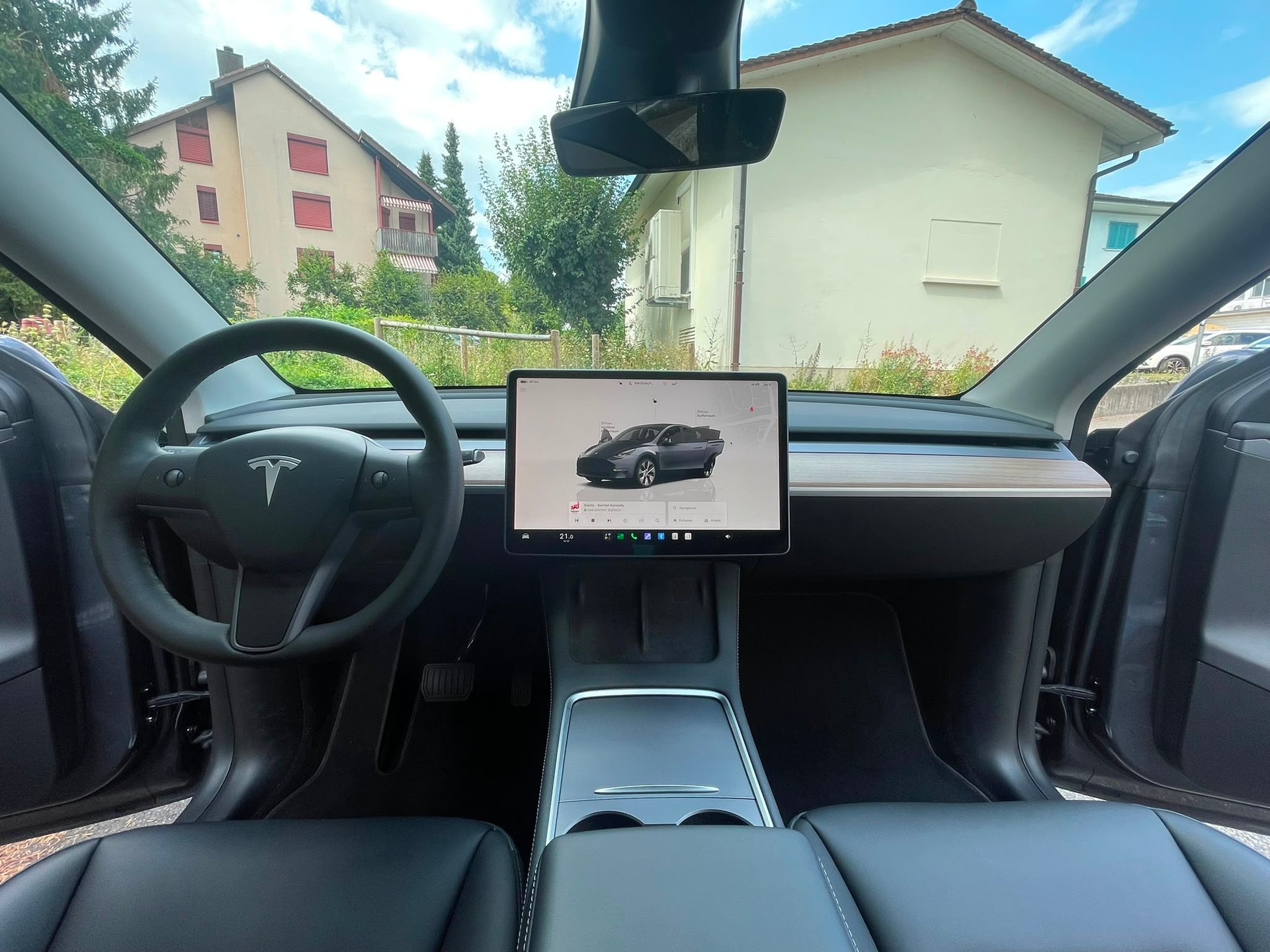TESLA Y Long Range 533 km (WLTP) 514PS Werksgarantie-image-10